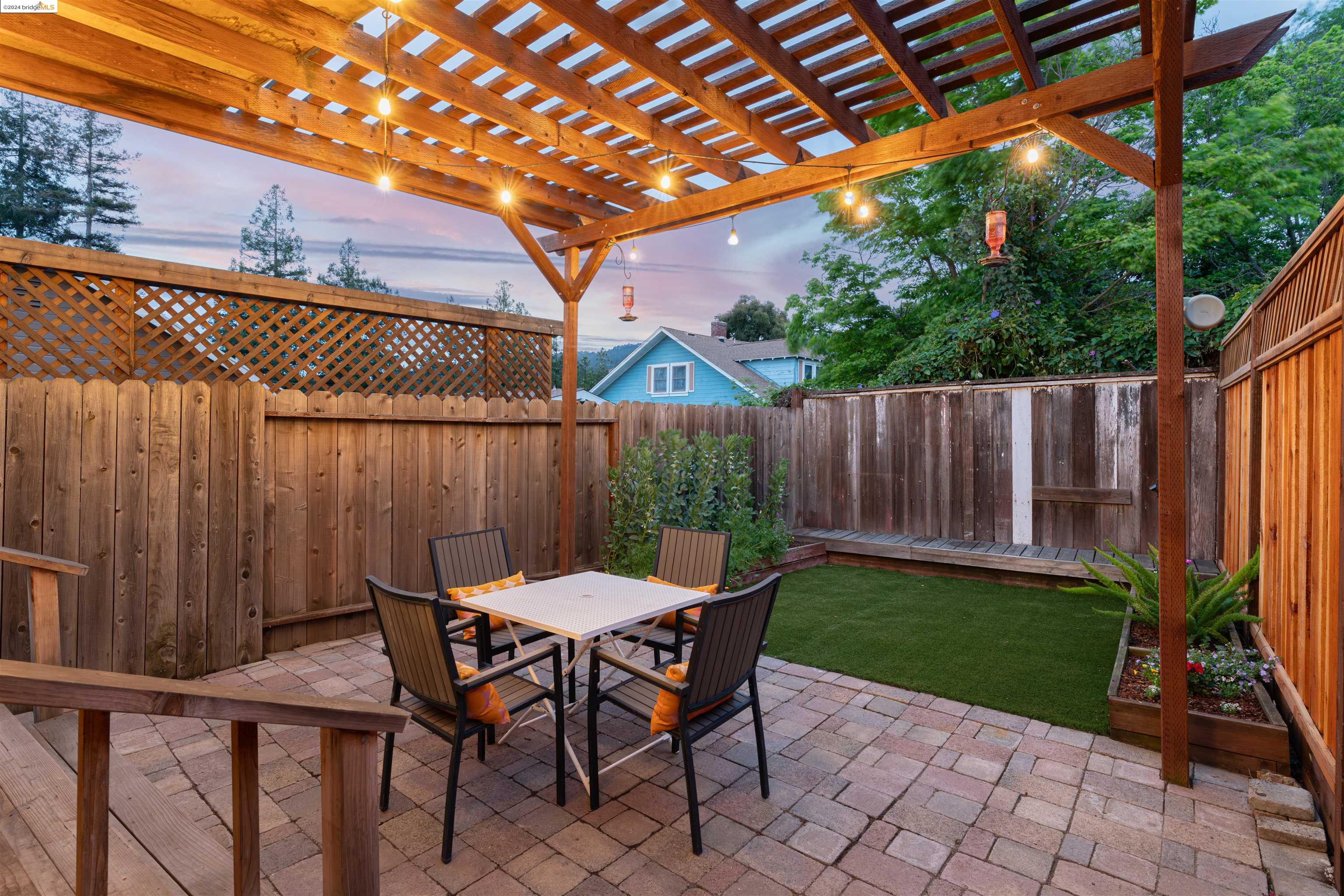 Detail Gallery Image 41 of 54 For 4320 Pampas Ave, Oakland,  CA 94619 - 3 Beds | 2 Baths