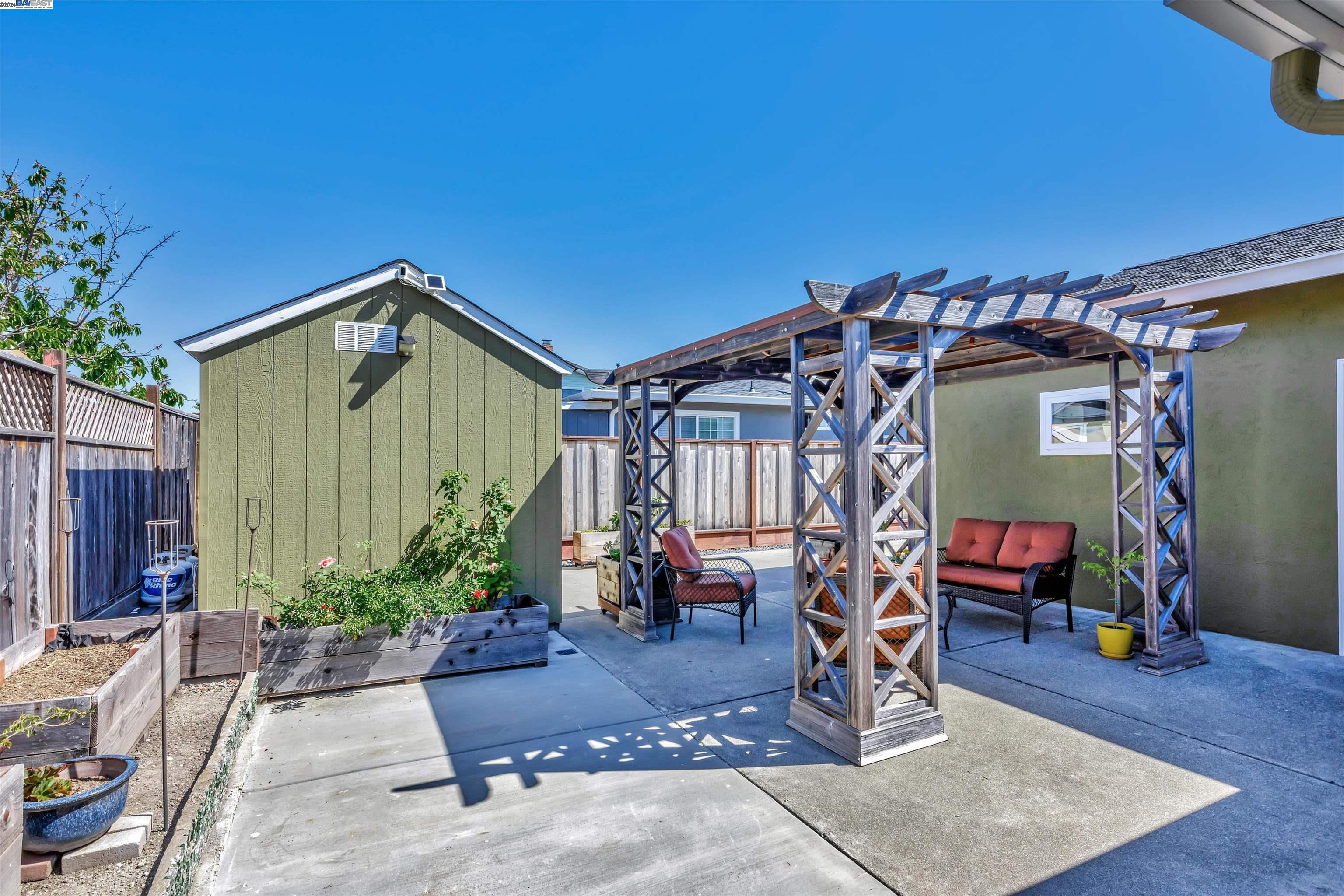 Detail Gallery Image 30 of 34 For 14589 Nassau Rd, San Leandro,  CA 94577 - 3 Beds | 2 Baths
