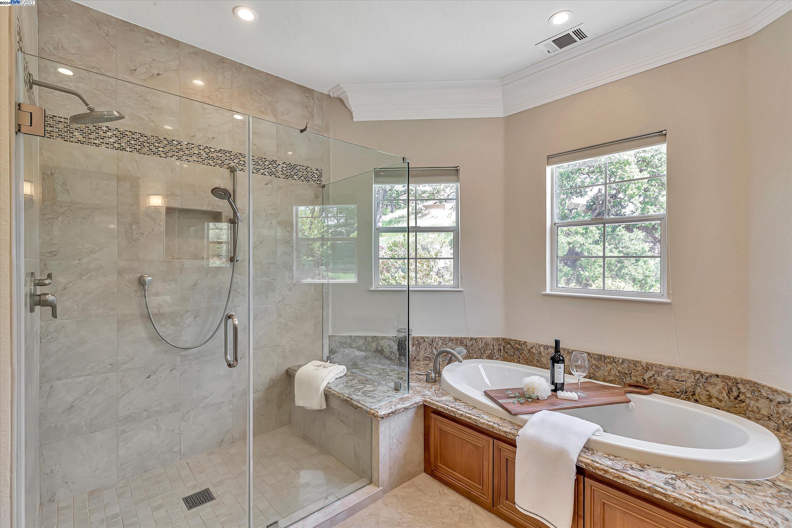 Detail Gallery Image 38 of 60 For 216 Dorchester Ln, Alamo,  CA 94507 - 6 Beds | 3/1 Baths