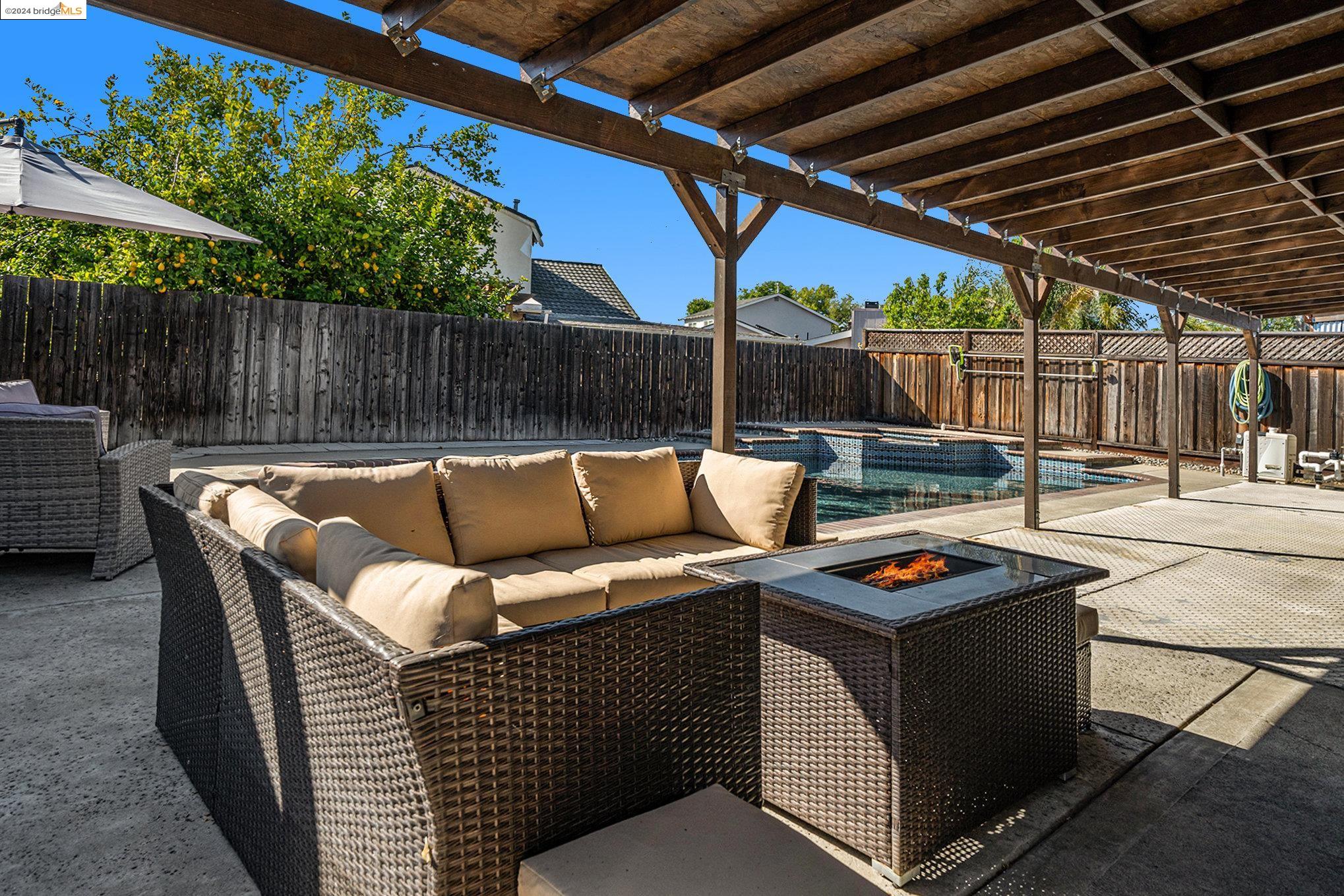 Detail Gallery Image 35 of 54 For 1363 N P St, Livermore,  CA 94551 - 4 Beds | 2 Baths