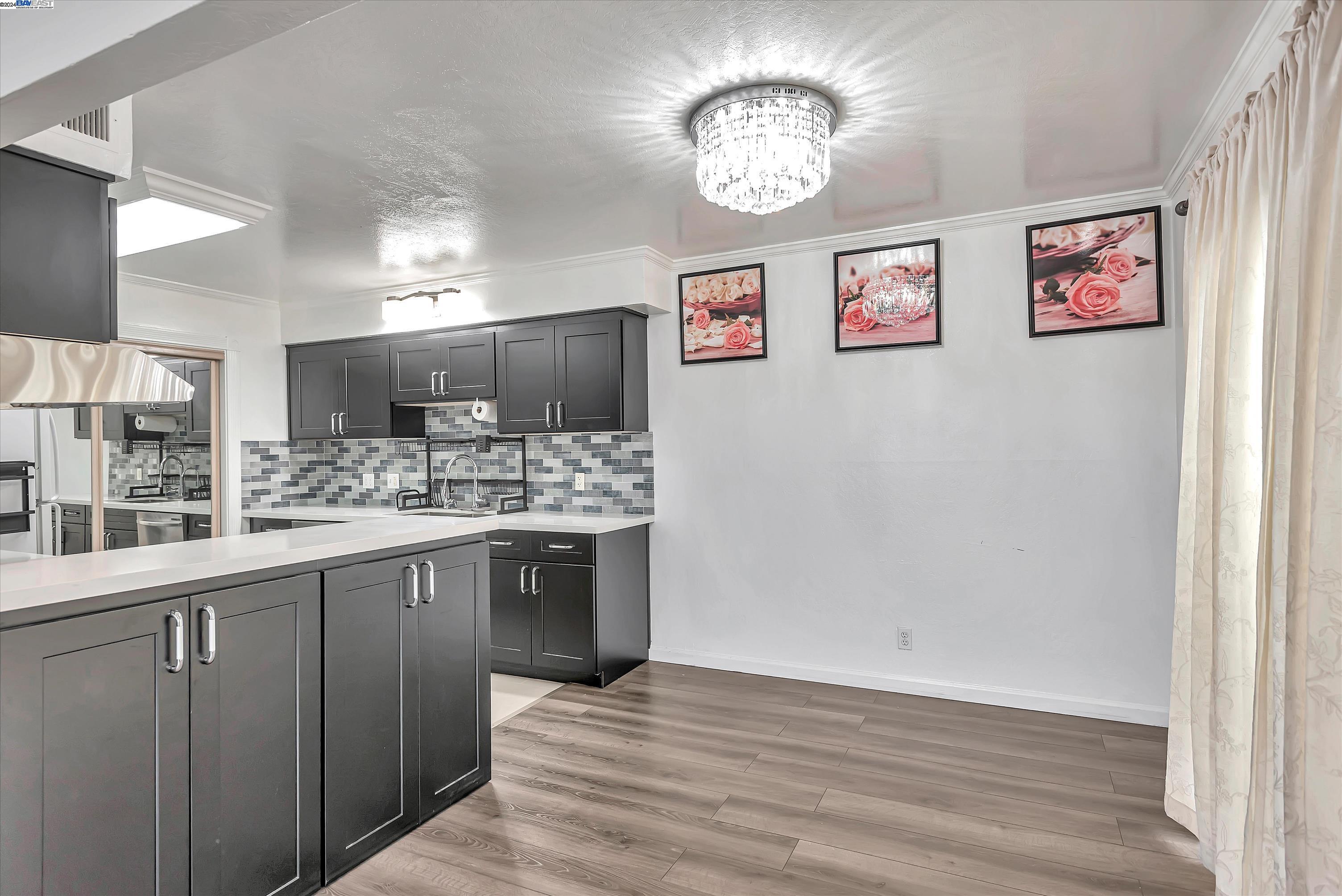 Detail Gallery Image 16 of 38 For 1508 Day Ave a,  San Mateo,  CA 94403 - 3 Beds | 1 Baths