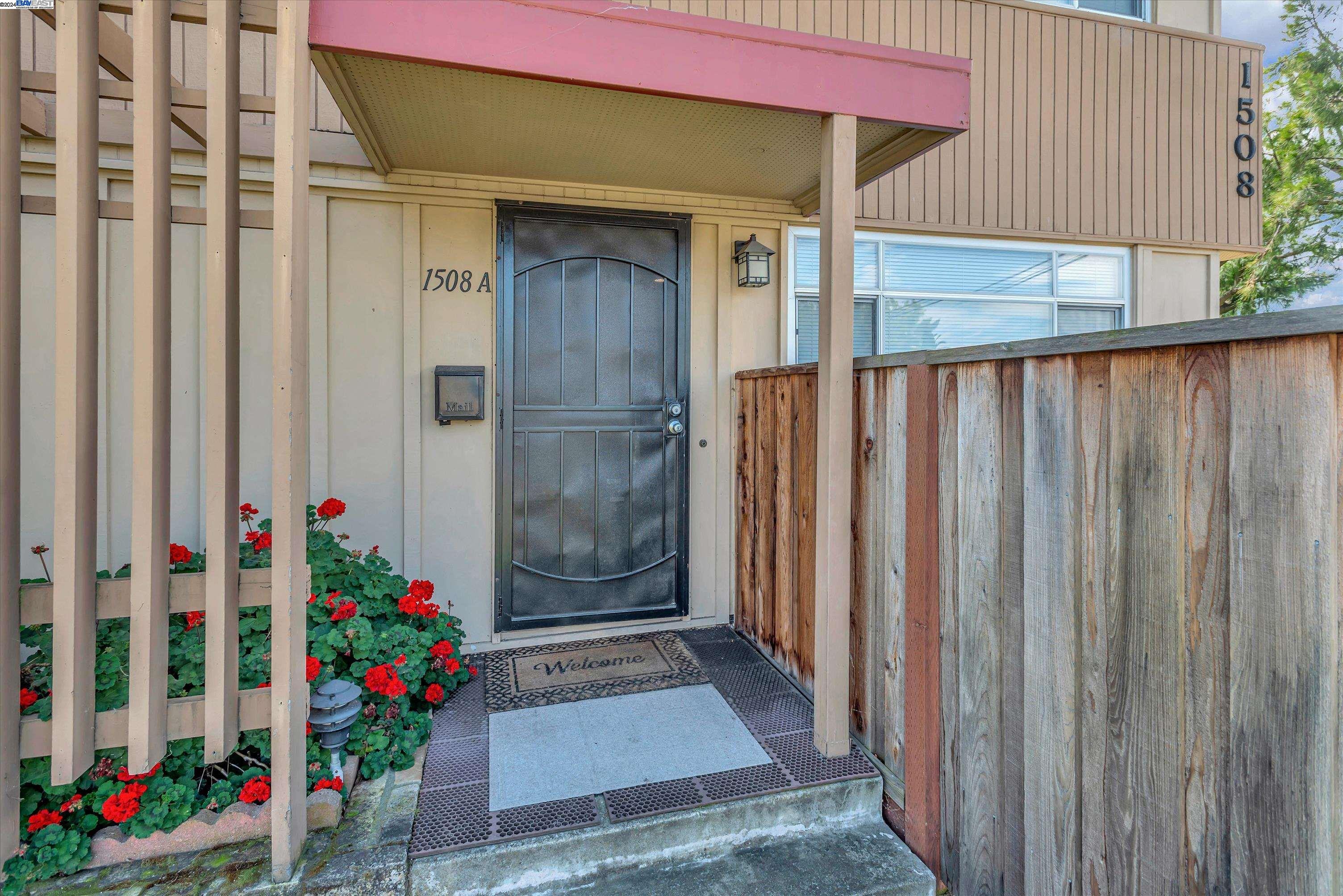 Detail Gallery Image 4 of 38 For 1508 Day Ave a,  San Mateo,  CA 94403 - 3 Beds | 1 Baths