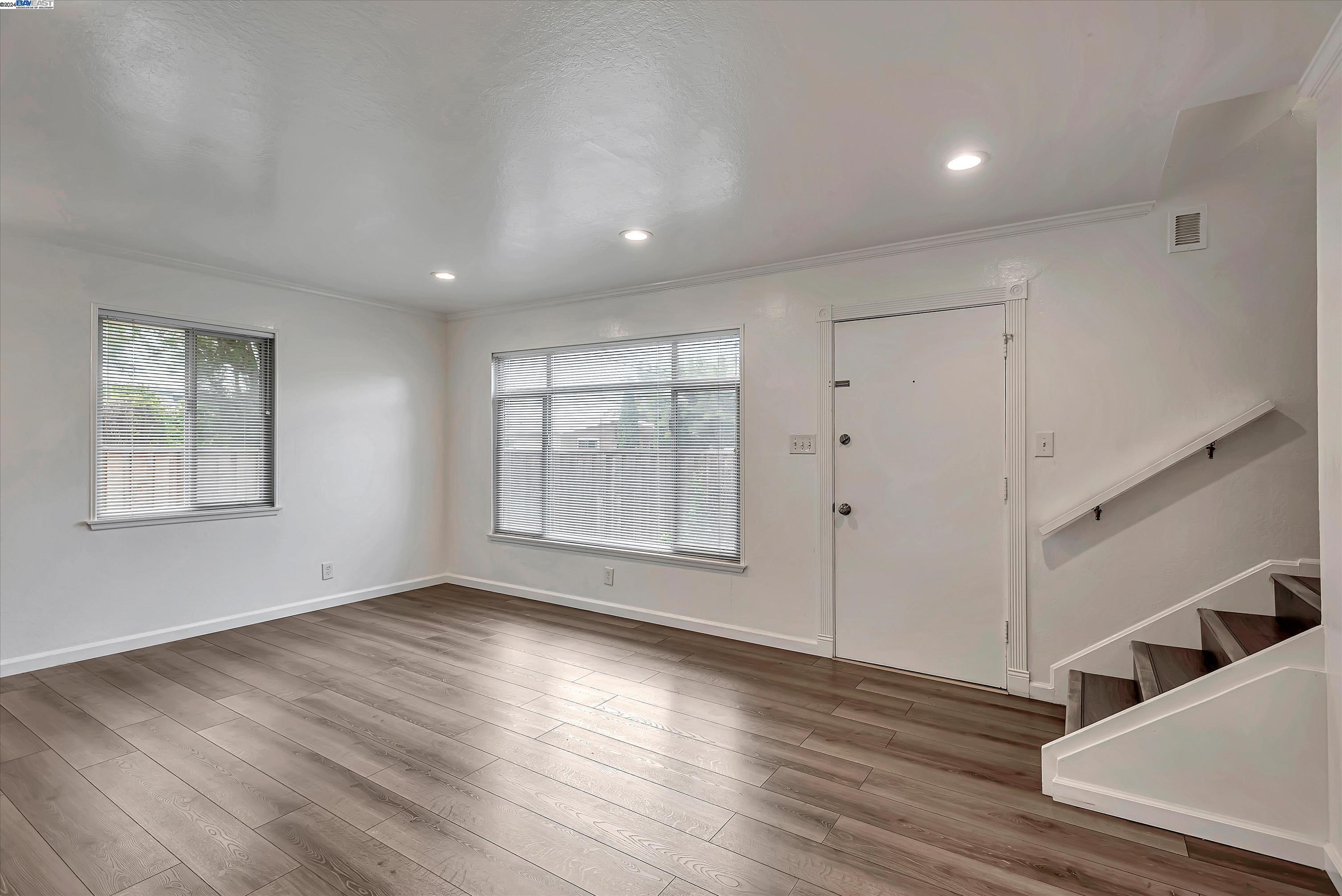 Detail Gallery Image 10 of 38 For 1508 Day Ave a,  San Mateo,  CA 94403 - 3 Beds | 1 Baths