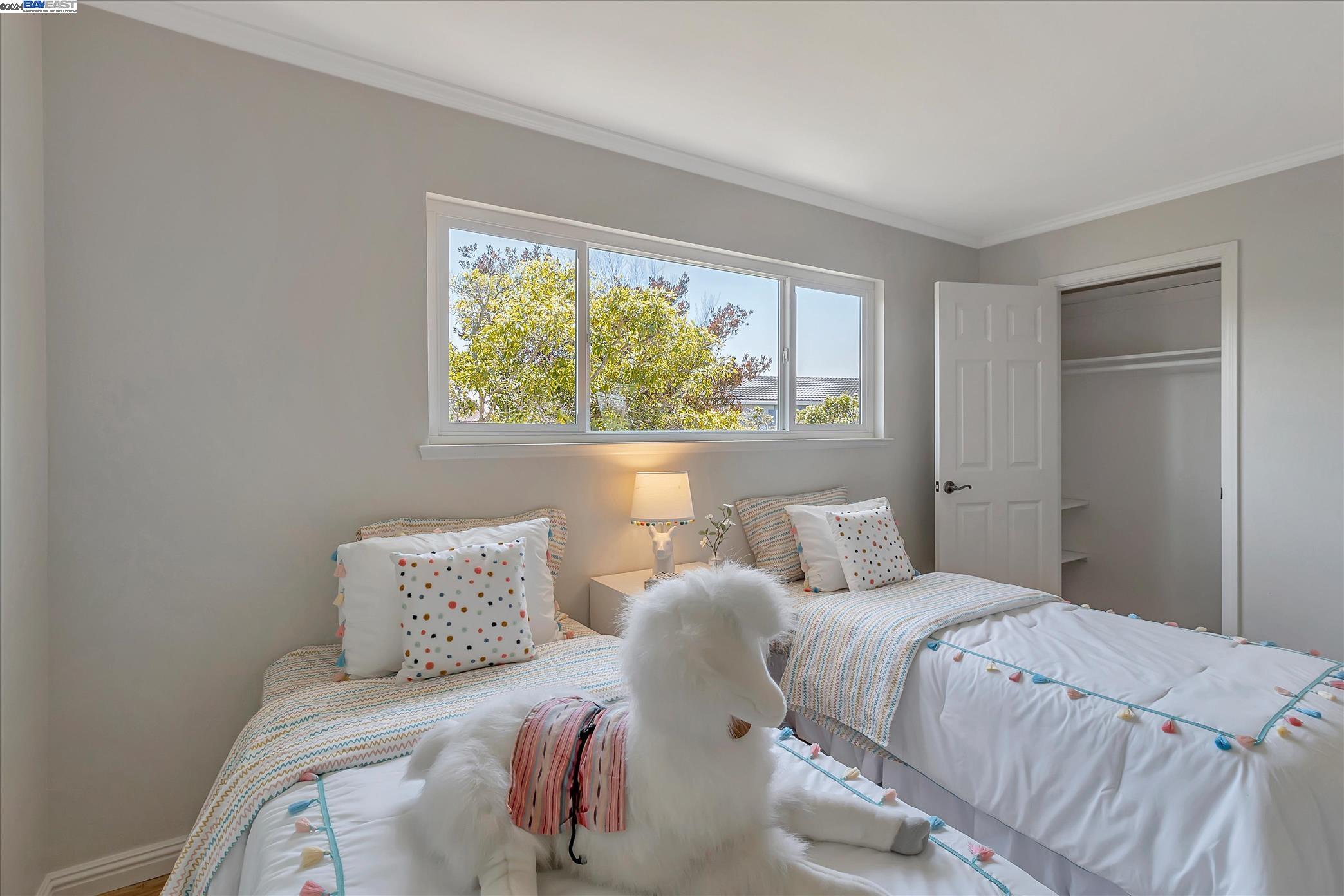 Detail Gallery Image 32 of 55 For 298 Turnstone Court, Foster City,  CA 94404 - 4 Beds | 2/1 Baths