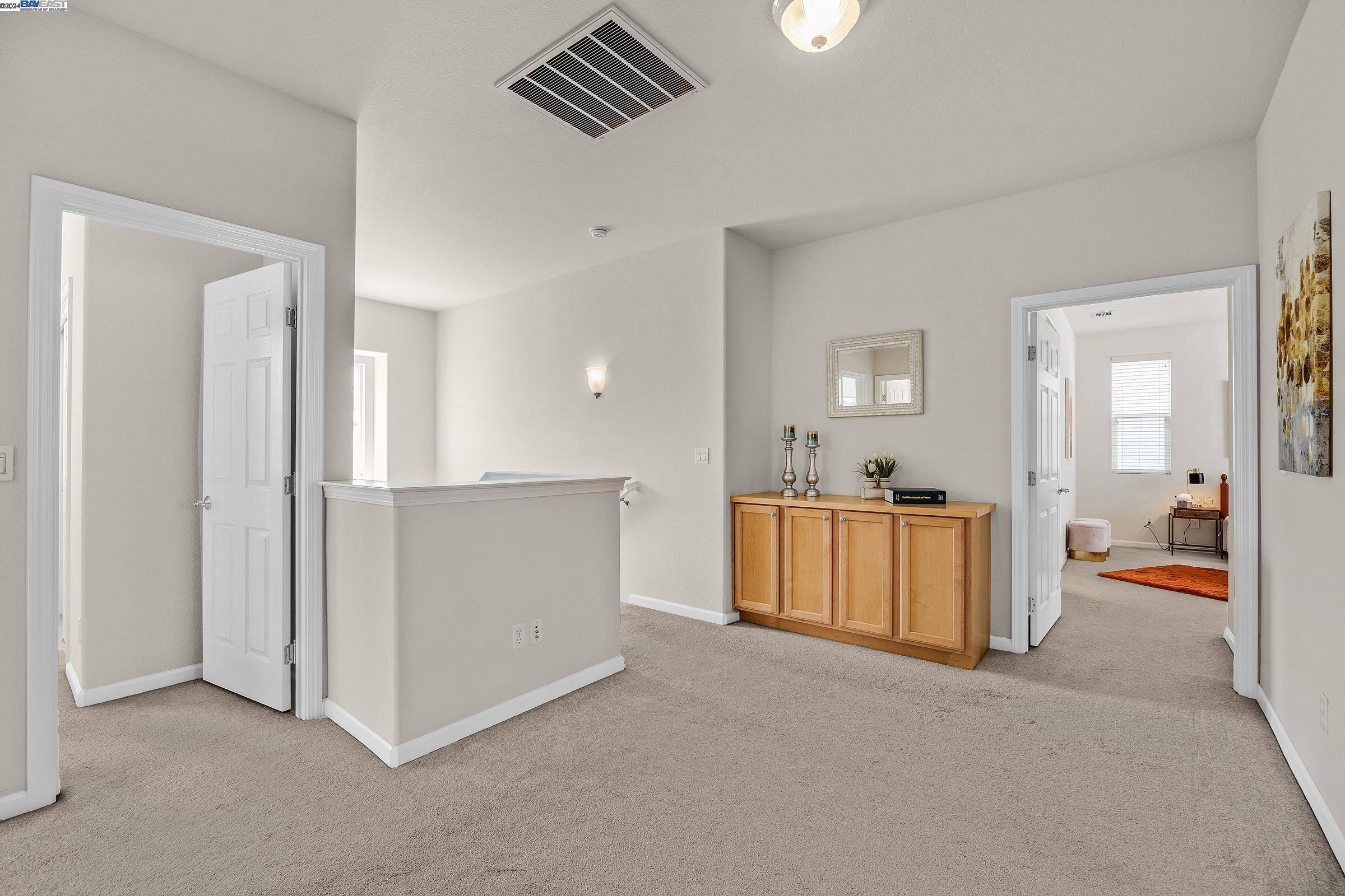 Detail Gallery Image 16 of 37 For 9440 Tanner Way, Oakland,  CA 94603 - 4 Beds | 2/1 Baths