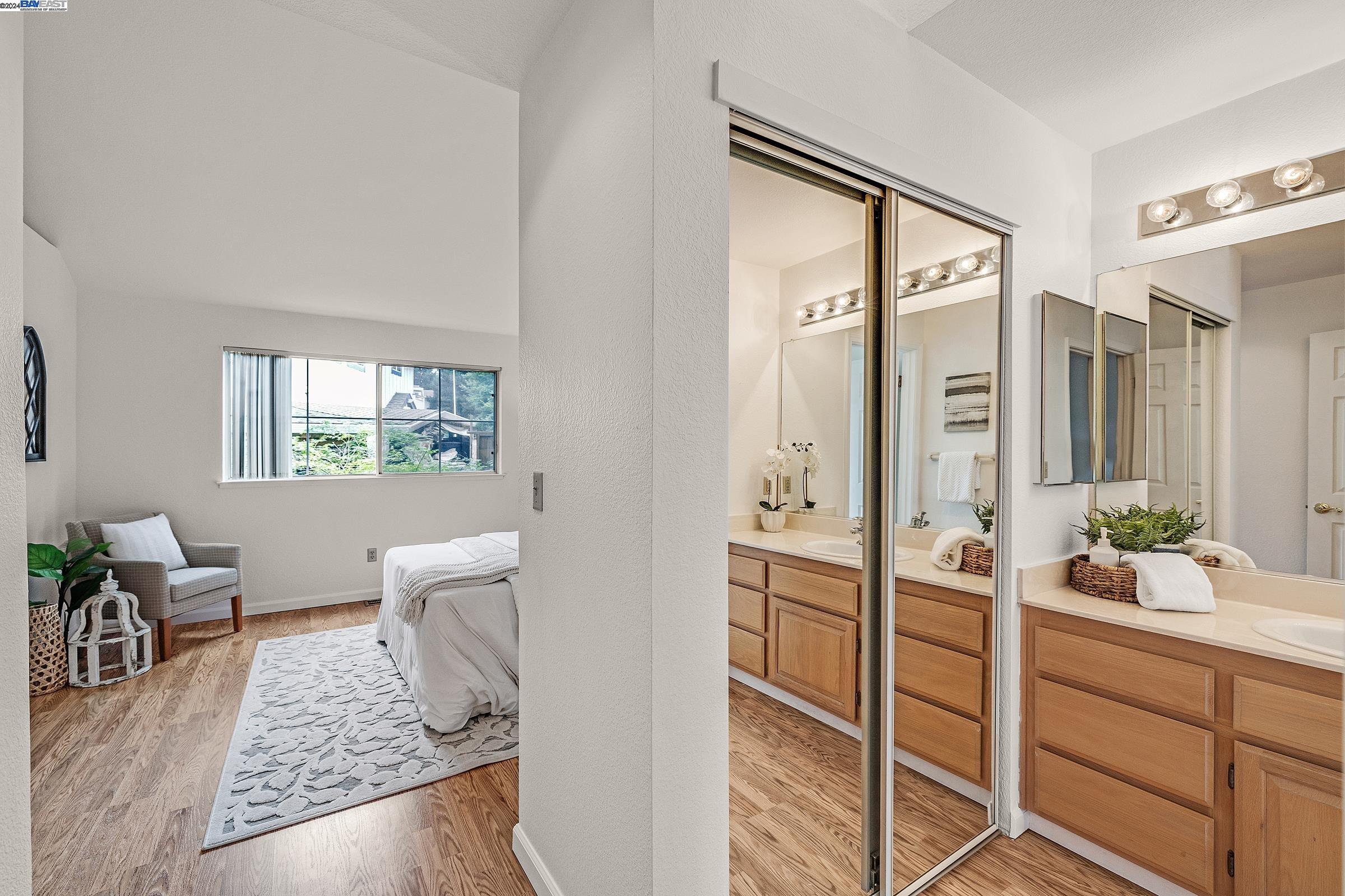 Detail Gallery Image 19 of 34 For 275 Pebblecreek Ct, Martinez,  CA 94553 - 2 Beds | 2/1 Baths