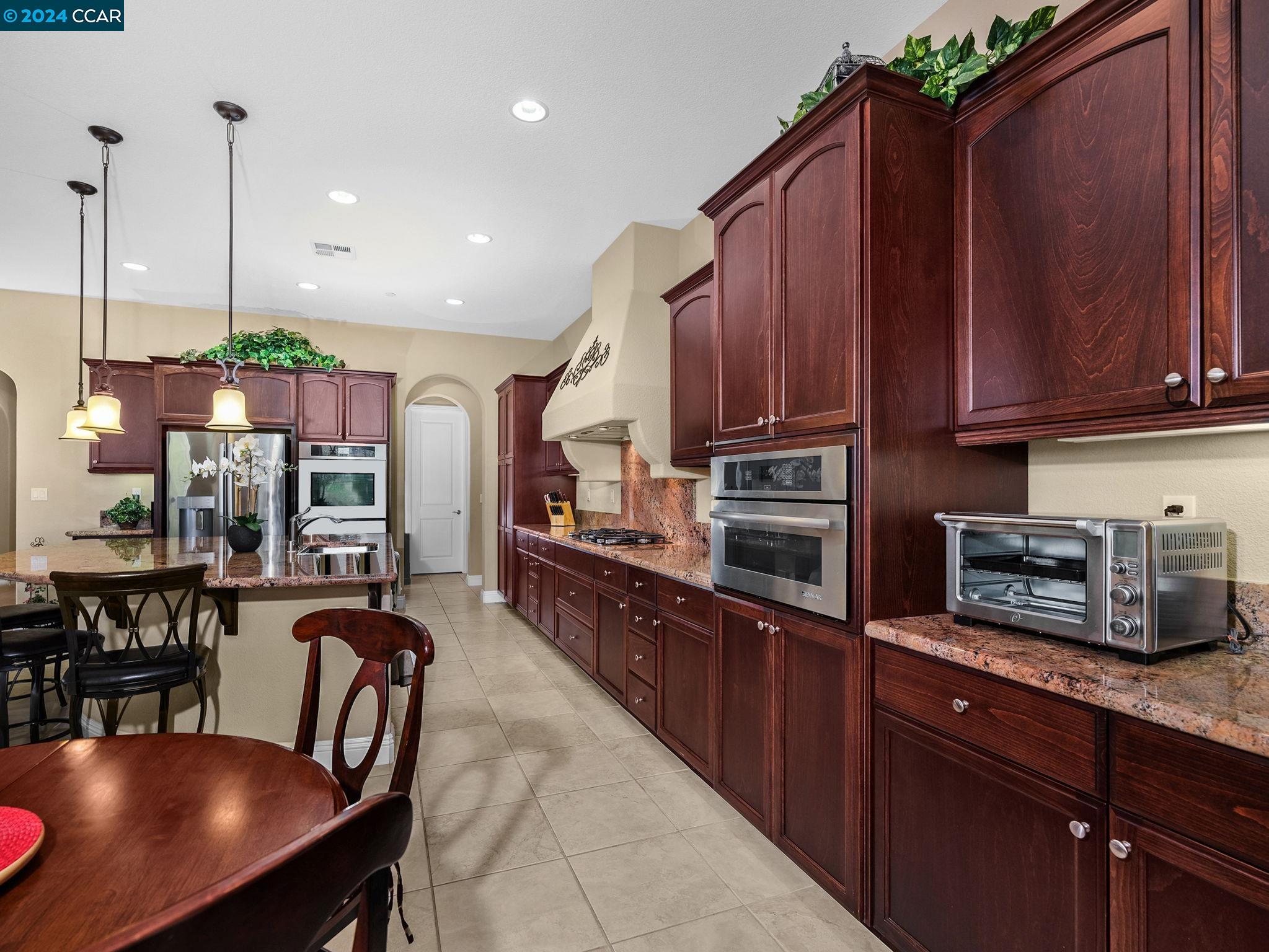 Detail Gallery Image 6 of 60 For 1587 California Trail, Brentwood,  CA 94513-4337 - 2 Beds | 2/1 Baths