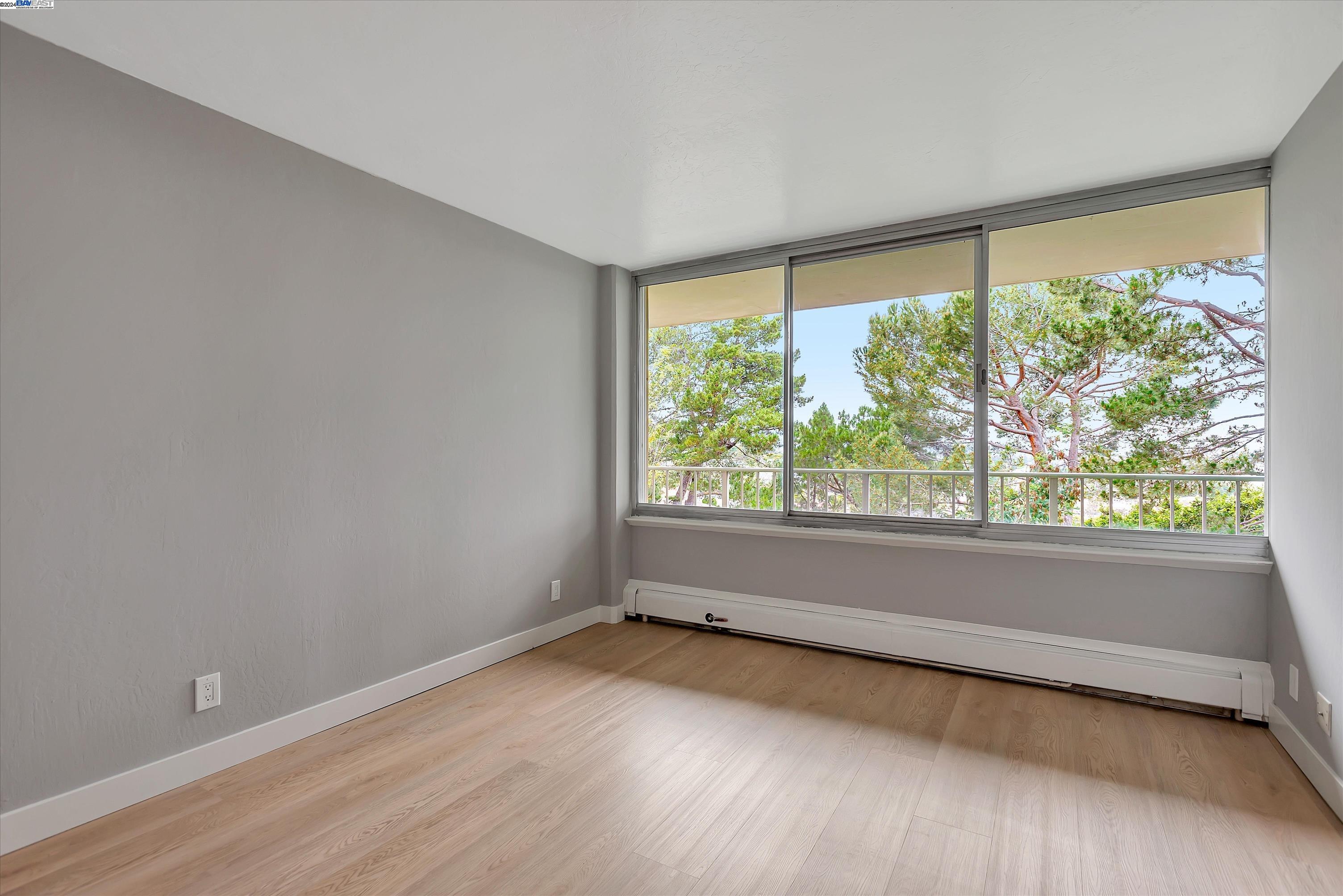 Detail Gallery Image 9 of 26 For 300 Davey Glen Rd #3625,  Belmont,  CA 94002 - 2 Beds | 2 Baths