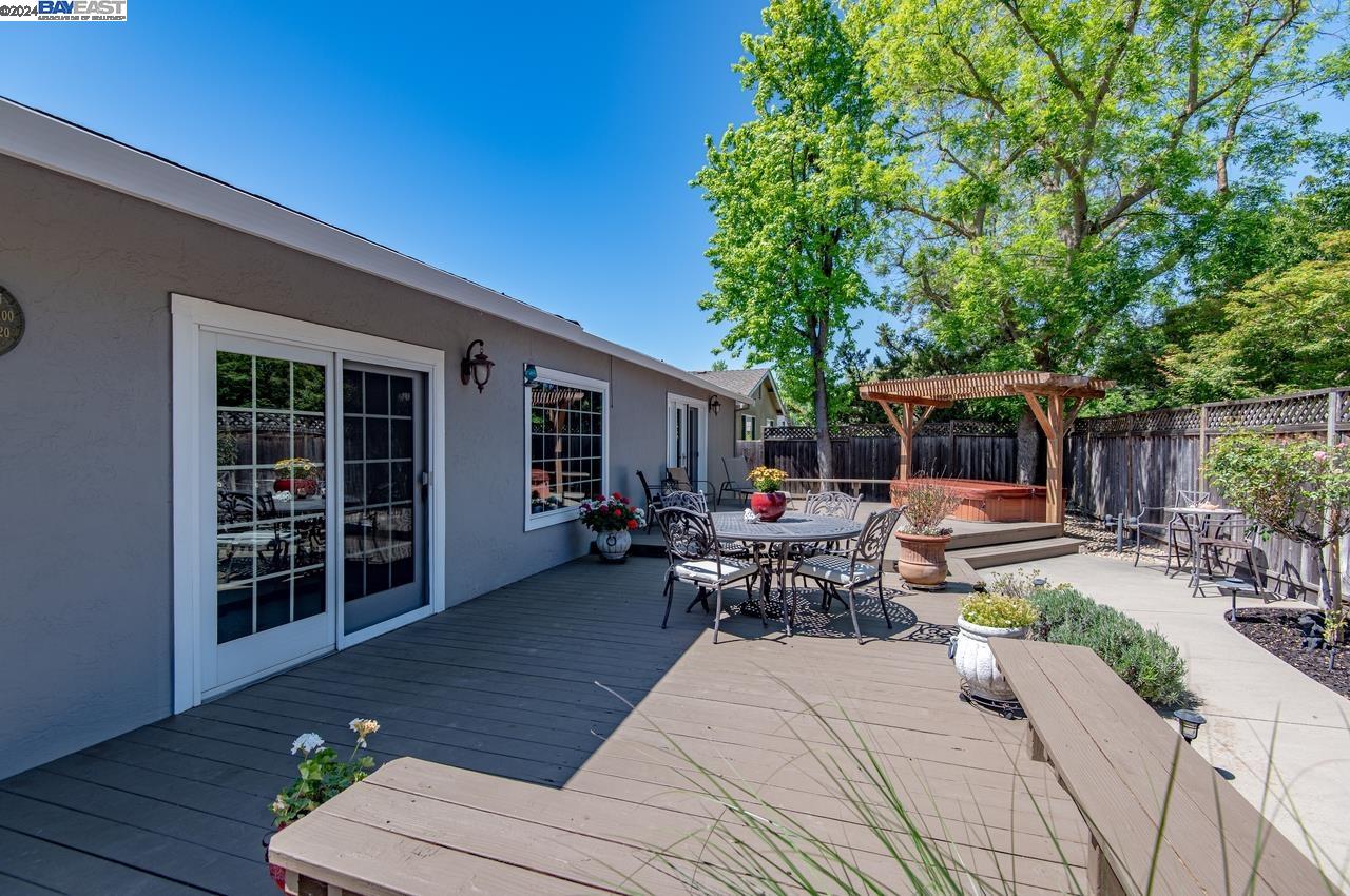 Detail Gallery Image 27 of 34 For 6273 Robin Ct, Pleasanton,  CA 94588 - 4 Beds | 2 Baths