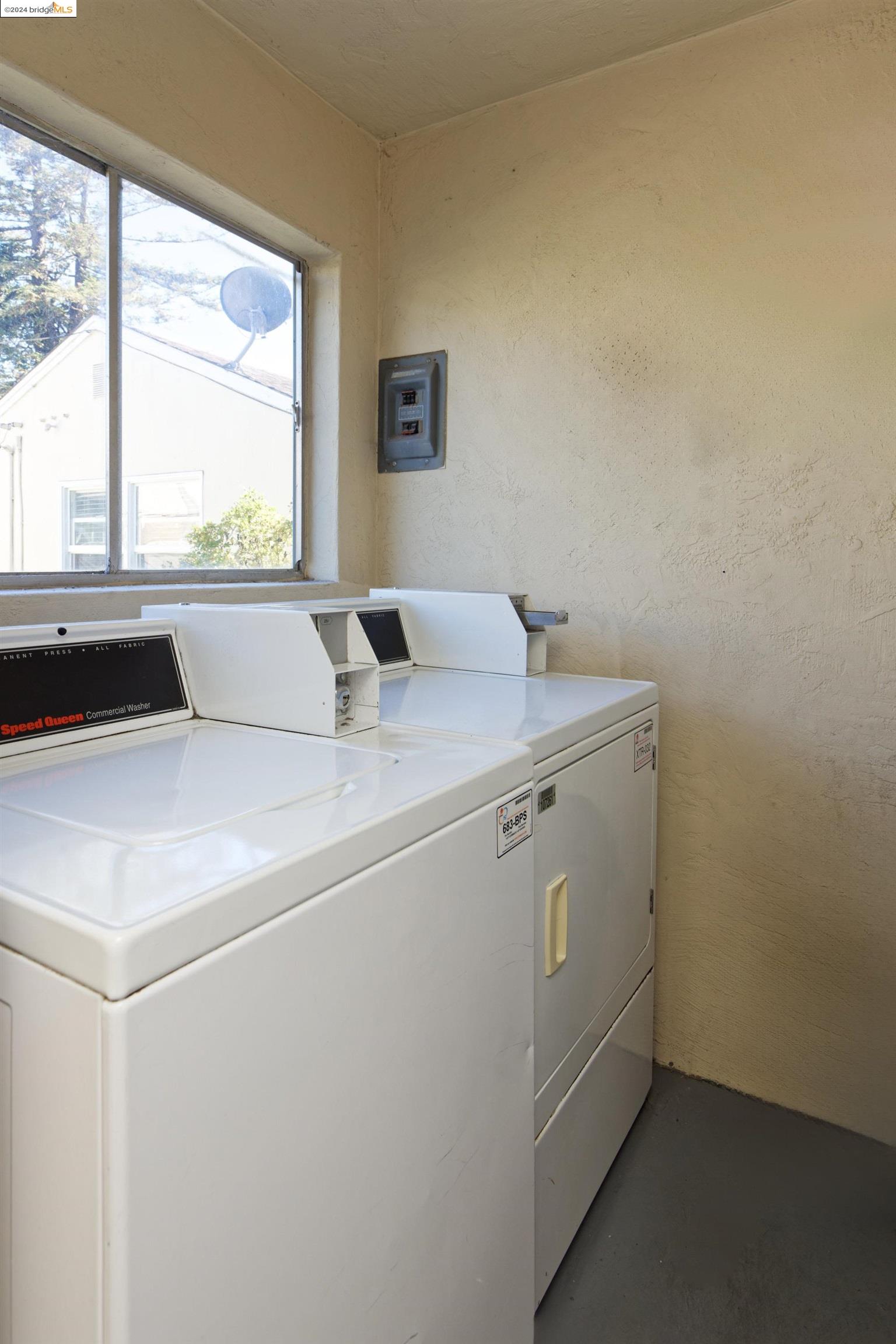 Detail Gallery Image 21 of 29 For 470 42nd St, Richmond,  CA 94805 - – Beds | – Baths