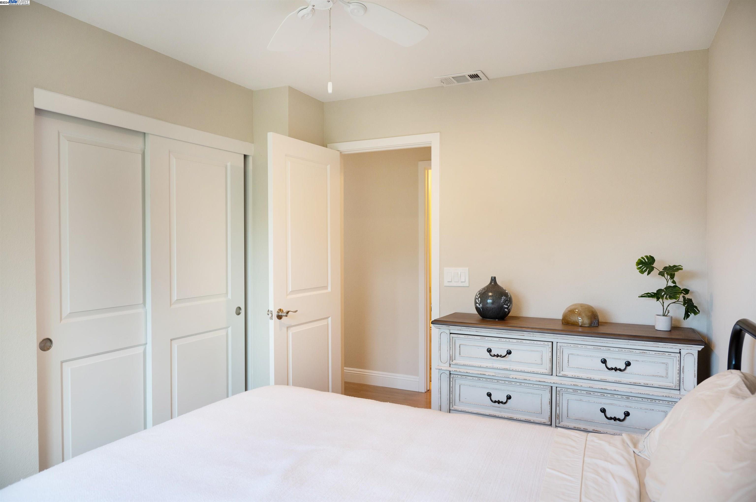 Detail Gallery Image 25 of 32 For 8151 Bonnie Oak Way, Citrus Heights,  CA 95610 - 3 Beds | 2 Baths