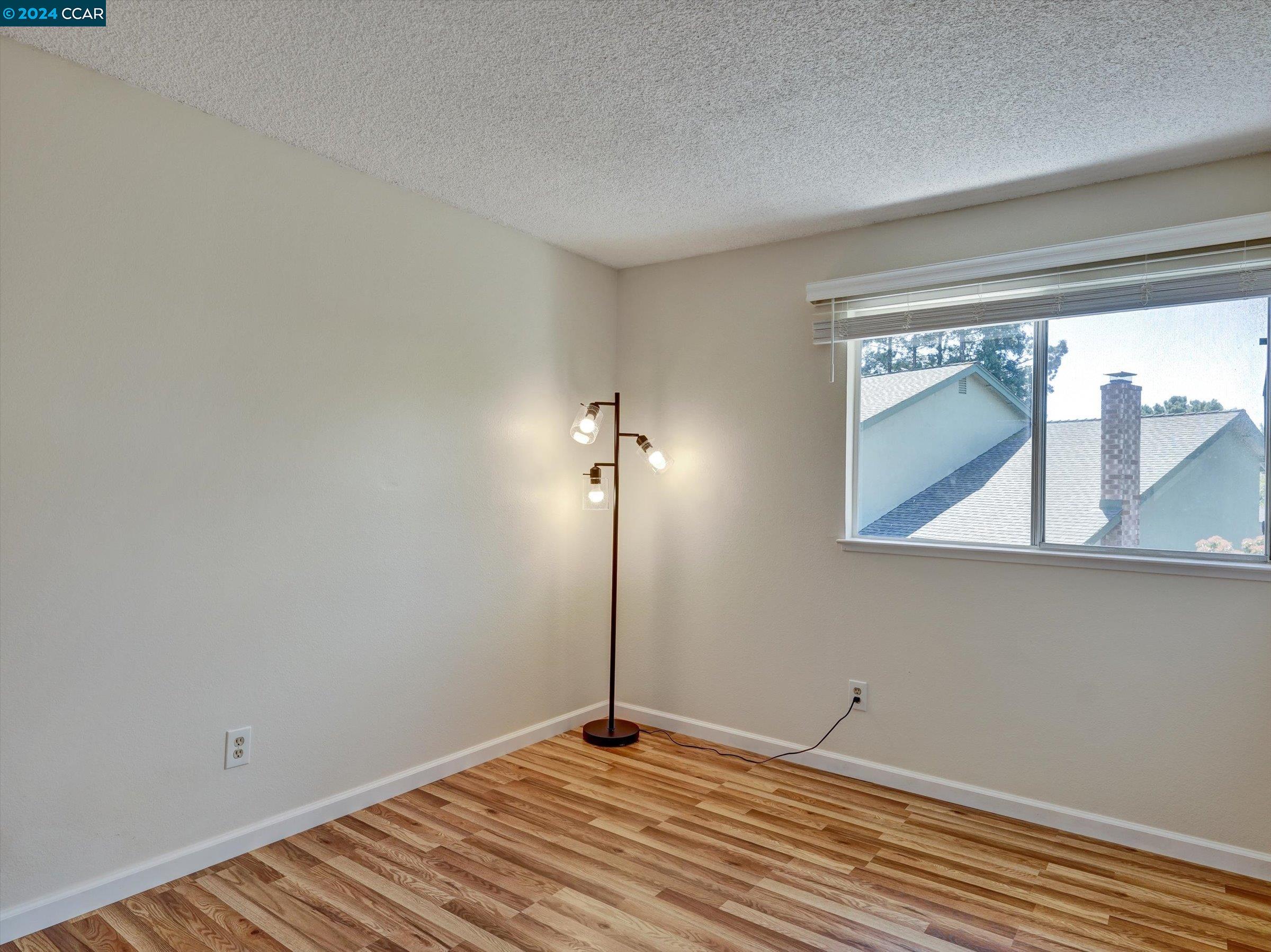 Detail Gallery Image 26 of 51 For 1060 Stoneybrook Dr, Martinez,  CA 94553 - 3 Beds | 2/1 Baths