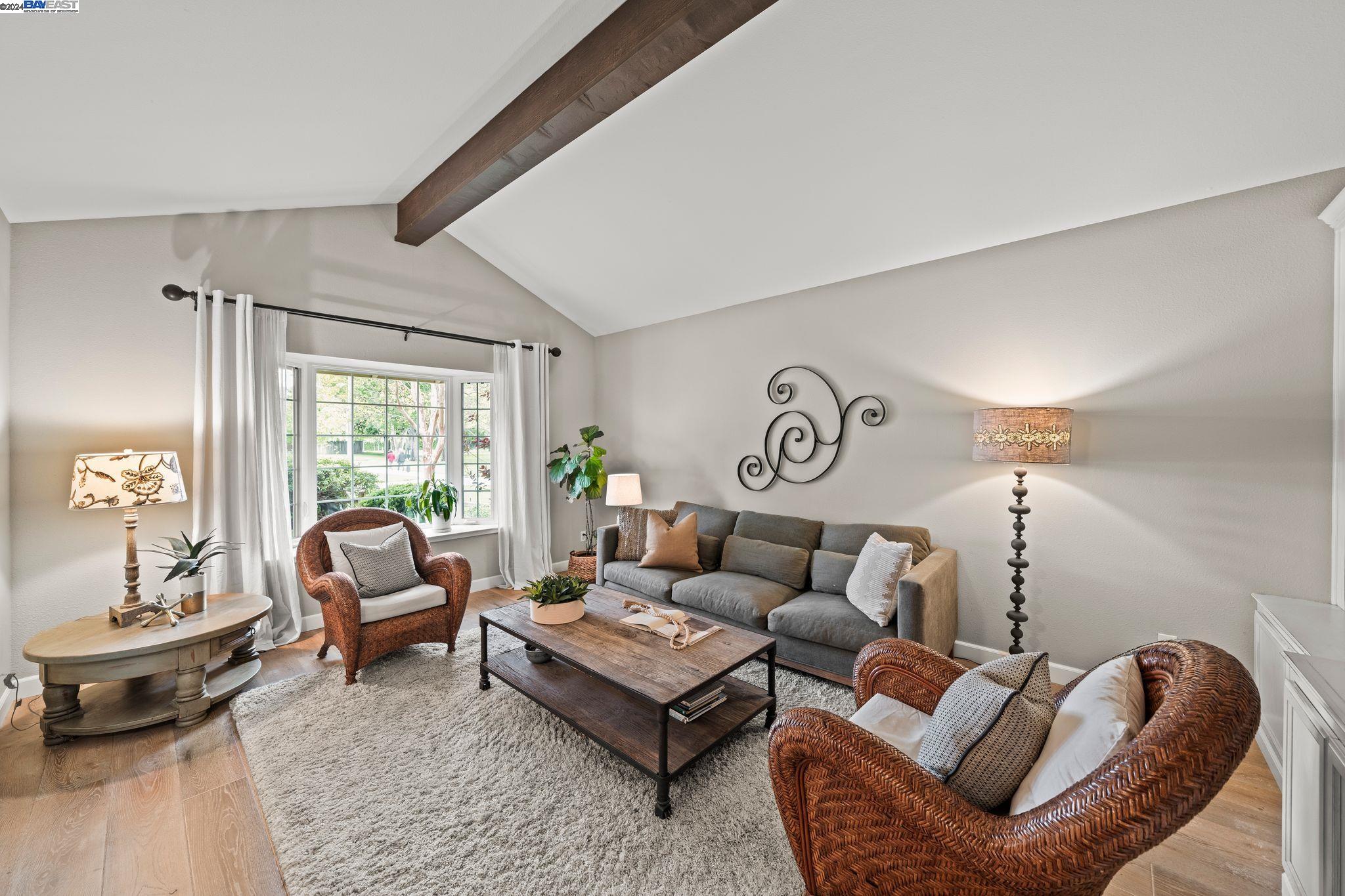 Detail Gallery Image 5 of 31 For 3299 Runnymede Ct, Pleasanton,  CA 94588 - 4 Beds | 2 Baths
