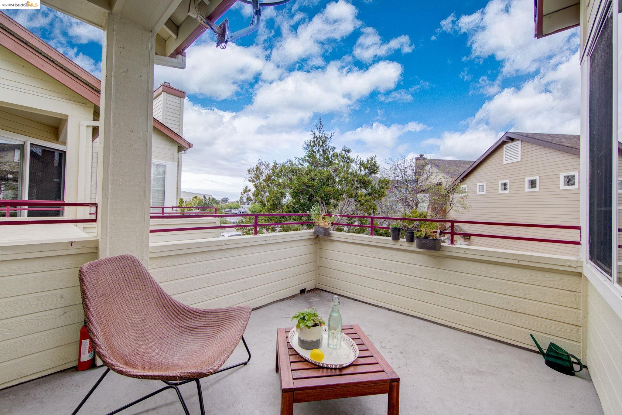 Detail Gallery Image 25 of 56 For 2116 Sand Dollar Dr, Richmond,  CA 94804 - 2 Beds | 2 Baths