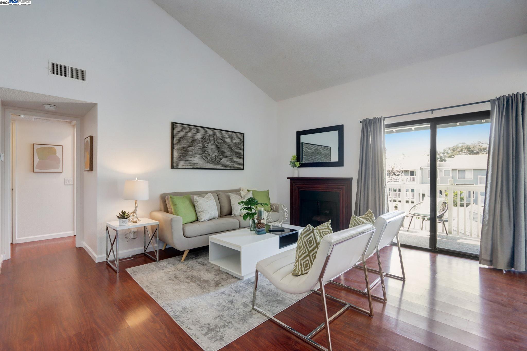 Detail Gallery Image 2 of 46 For 3402 Pinewood Ter #311,  Fremont,  CA 94536 - 2 Beds | 1 Baths