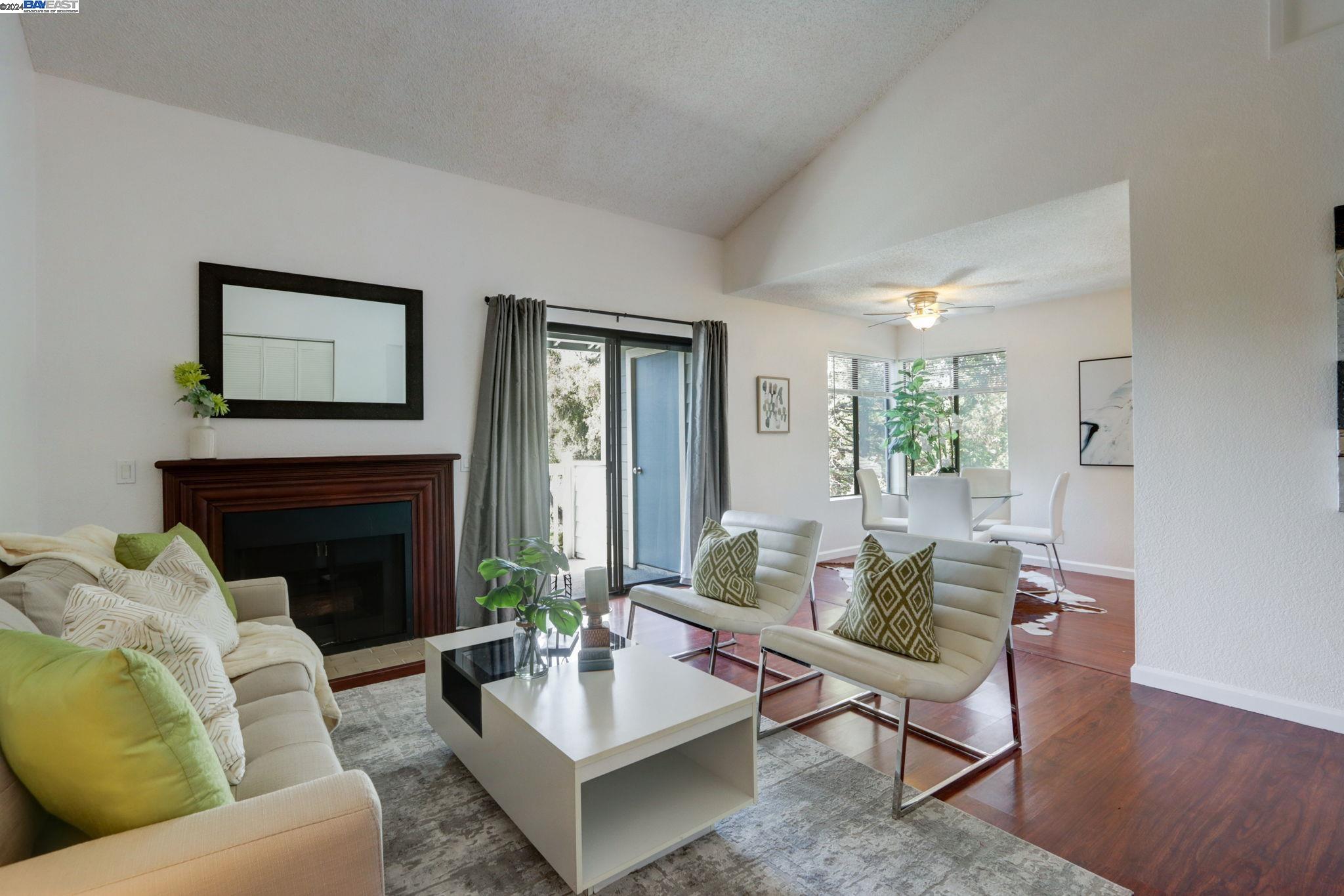 Detail Gallery Image 4 of 46 For 3402 Pinewood Ter #311,  Fremont,  CA 94536 - 2 Beds | 1 Baths
