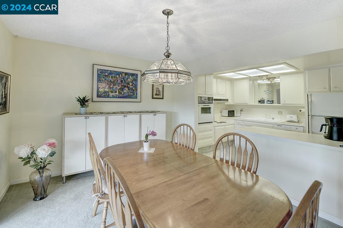 Detail Gallery Image 15 of 45 For 1109 Skycrest Dr #7,  Walnut Creek,  CA 94595 - 2 Beds | 1 Baths
