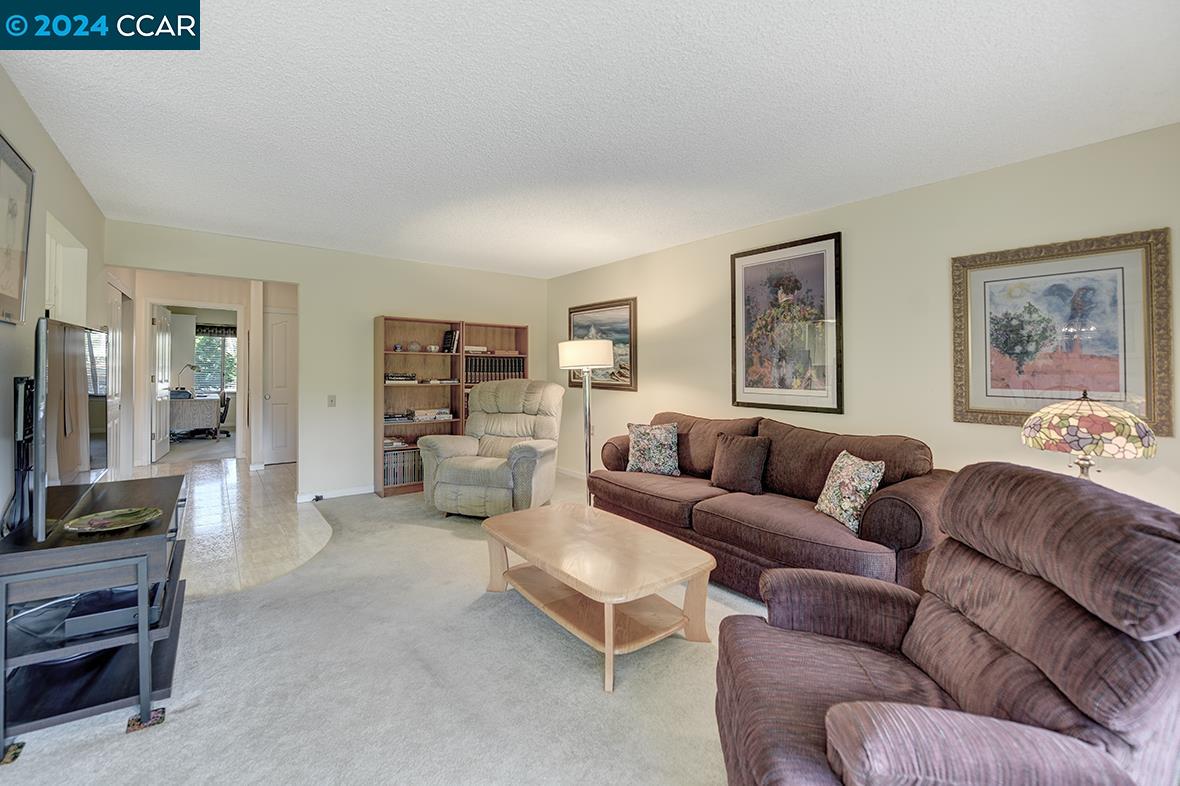 Detail Gallery Image 19 of 45 For 1109 Skycrest Dr #7,  Walnut Creek,  CA 94595 - 2 Beds | 1 Baths