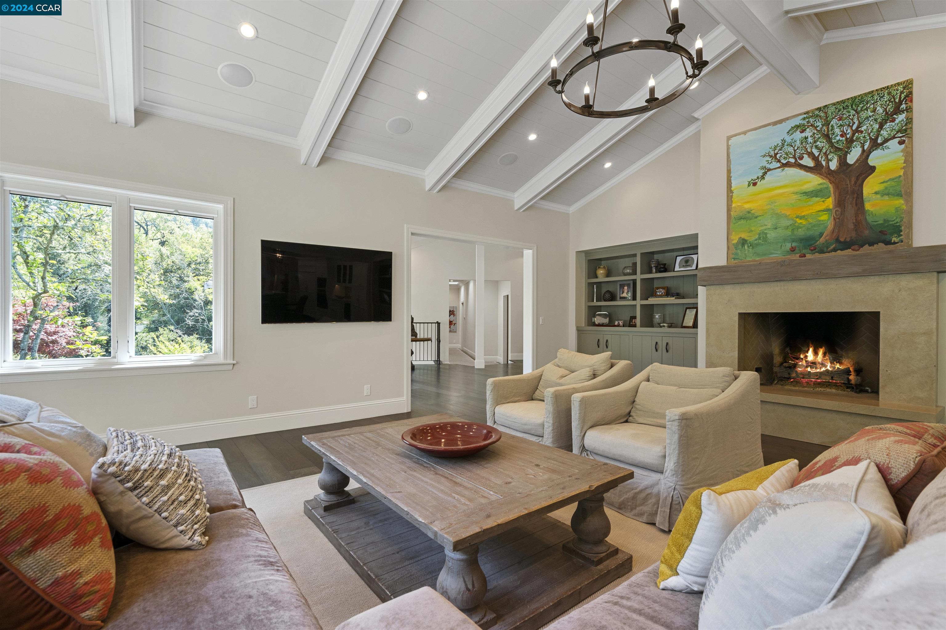 Detail Gallery Image 25 of 60 For 10 Ranch Rd, Orinda,  CA 94563 - 5 Beds | 6/3 Baths