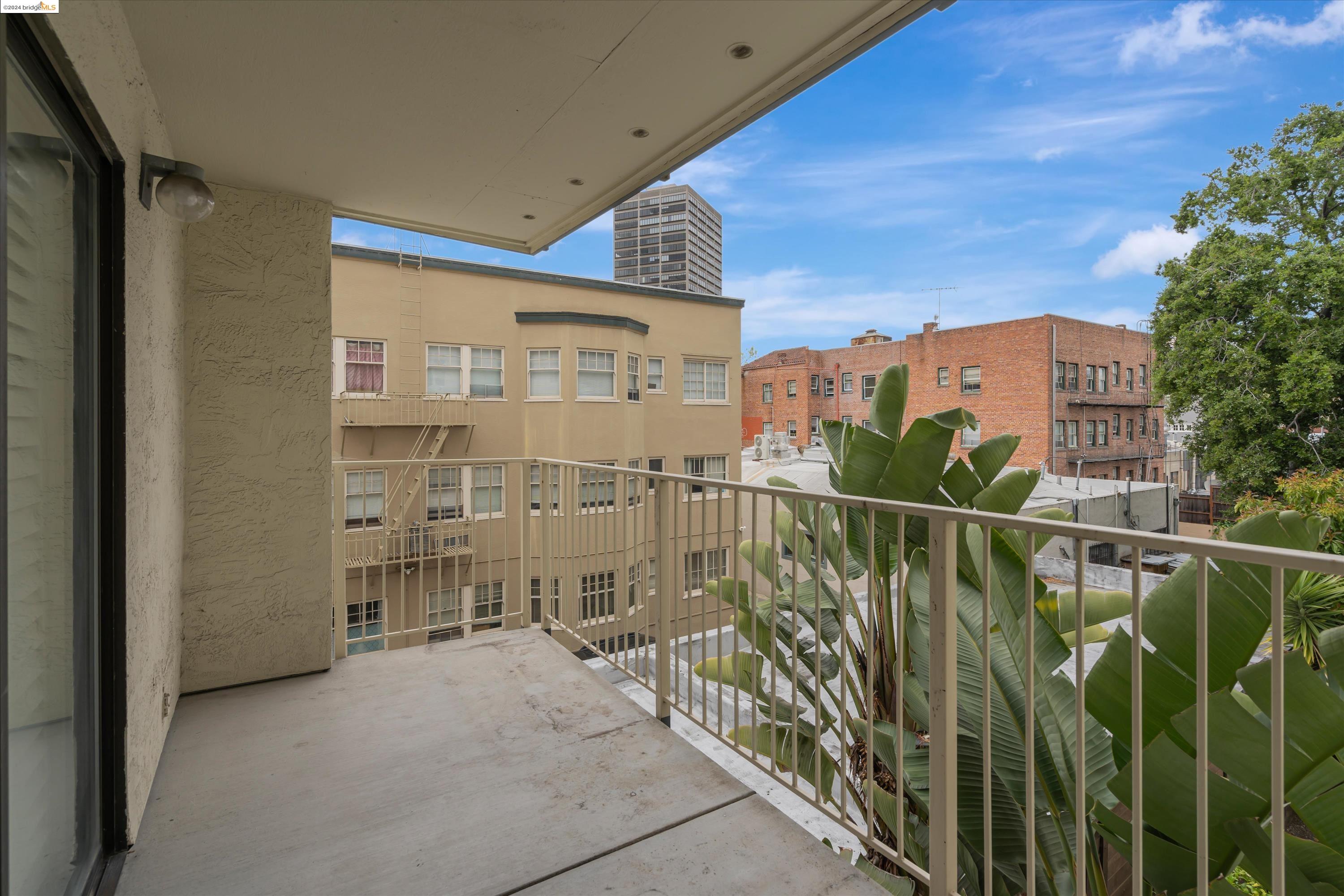 Detail Gallery Image 25 of 26 For 389 Belmont St #206,  Oakland,  CA 94610 - 2 Beds | 1 Baths