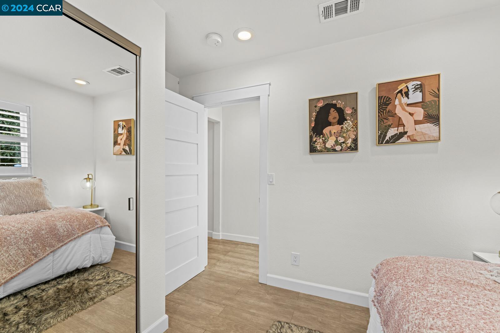 Detail Gallery Image 27 of 35 For 871 43rd Street, Oakland,  CA 94608 - 3 Beds | 1 Baths