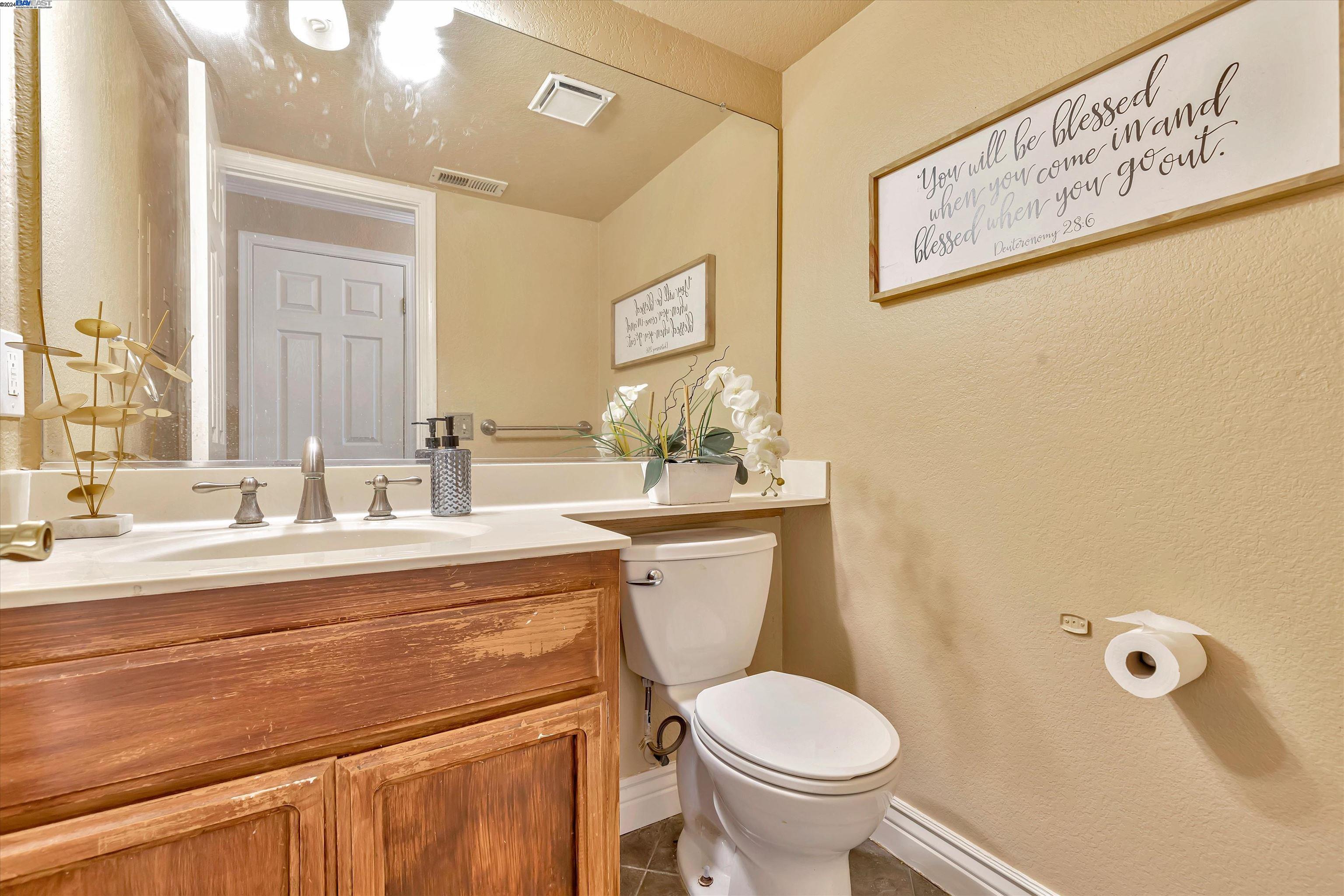 Detail Gallery Image 23 of 23 For 2710 Meadow Brook Ln, Tracy,  CA 95376 - 3 Beds | 2 Baths