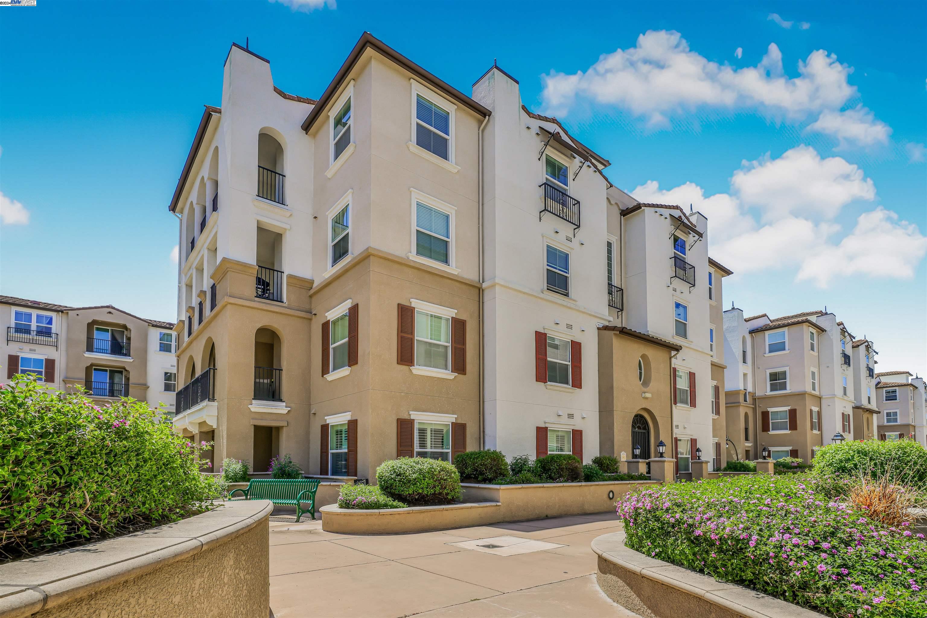 Detail Gallery Image 2 of 49 For 3245 Dublin Blvd #431,  Dublin,  CA 94568 - 1 Beds | 1 Baths