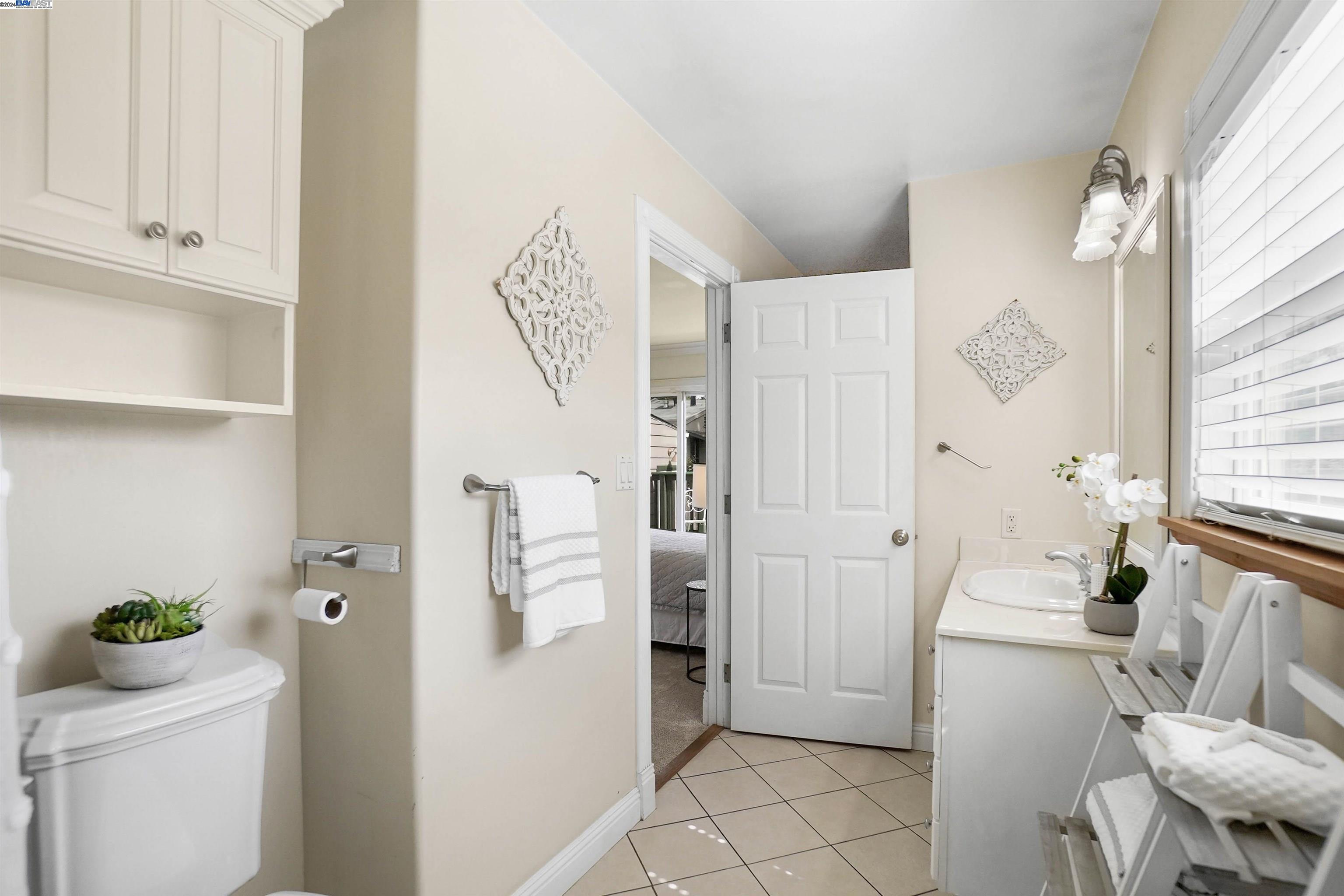 Detail Gallery Image 30 of 43 For 3226 Laurel Ave, Oakland,  CA 94602 - 2 Beds | 2 Baths