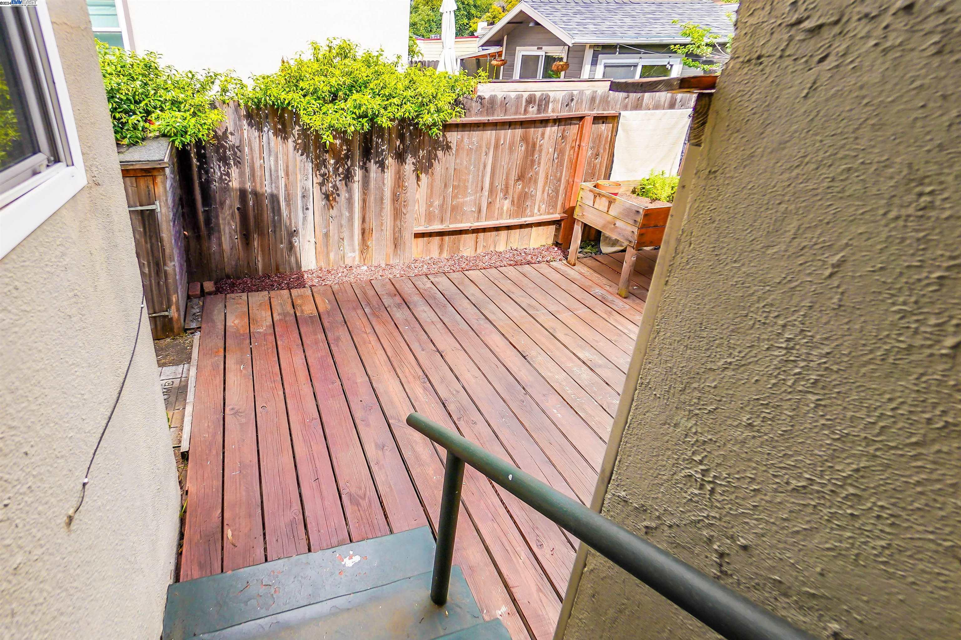 Detail Gallery Image 42 of 43 For 3226 Laurel Ave, Oakland,  CA 94602 - 2 Beds | 2 Baths