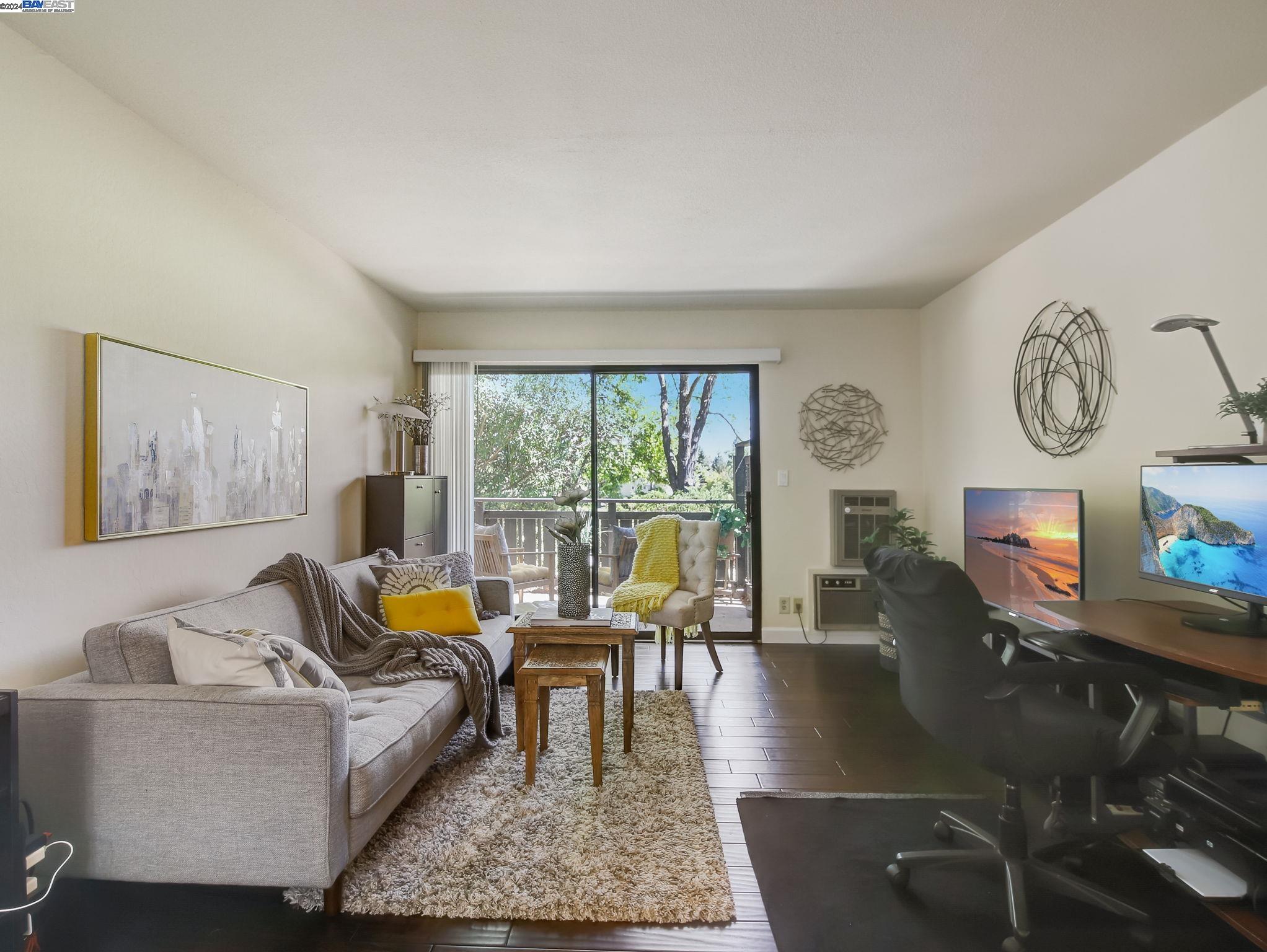 Detail Gallery Image 1 of 1 For 1473 Marchbanks Dr #2,  Walnut Creek,  CA 94598 - 2 Beds | 1 Baths
