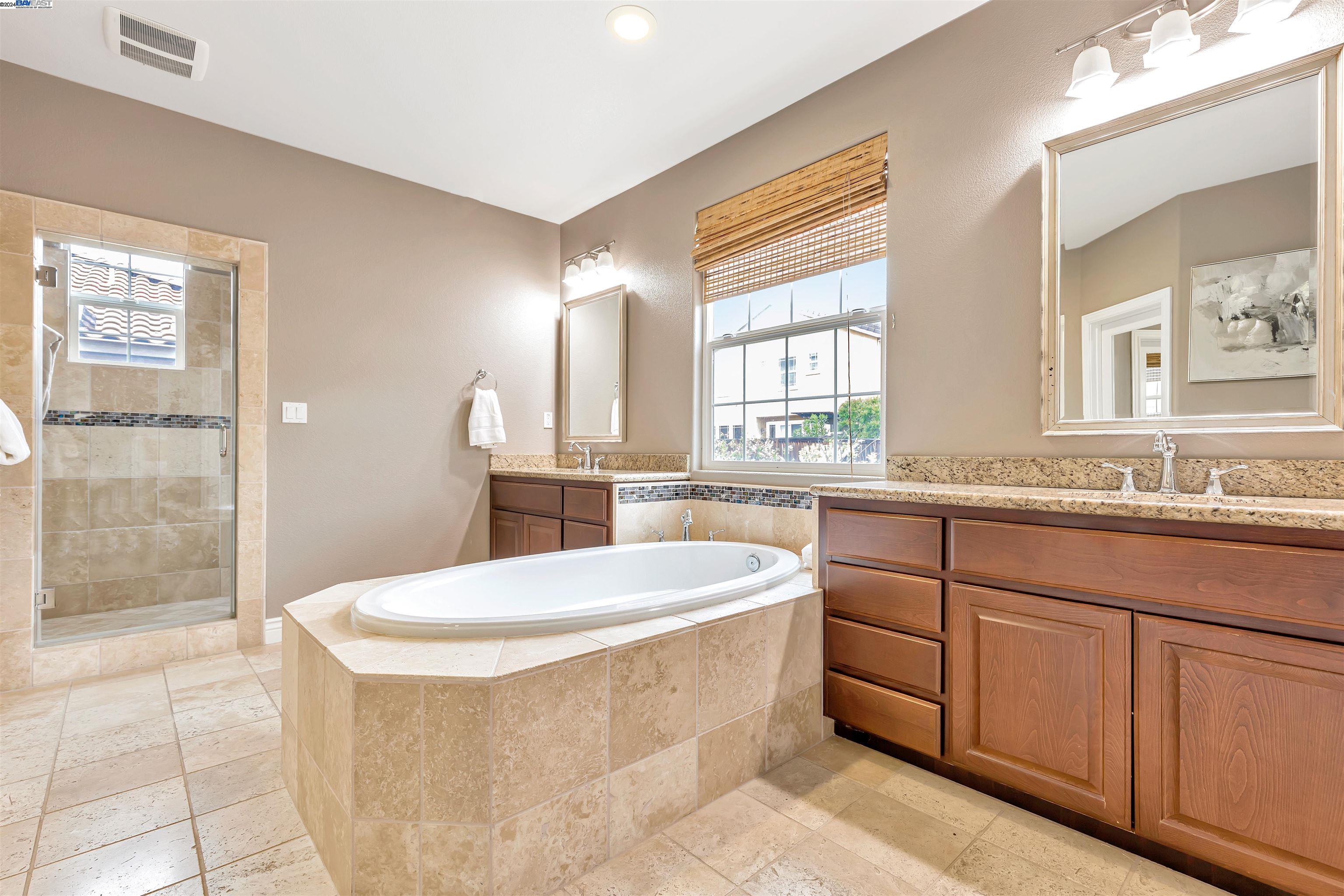 Detail Gallery Image 39 of 50 For 2750 Piccadilly Cir, San Ramon,  CA 94582 - 5 Beds | 4/1 Baths