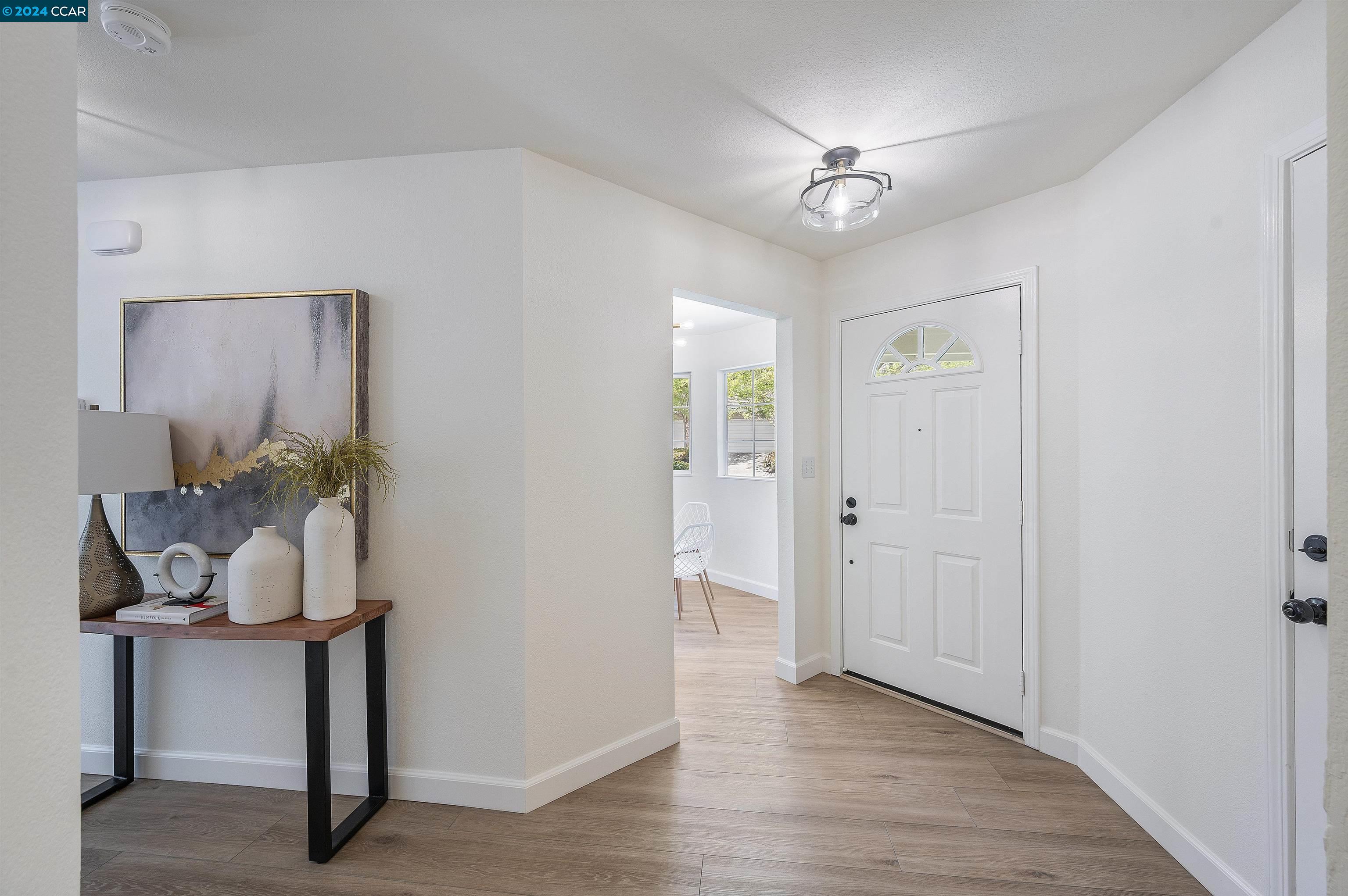 Detail Gallery Image 23 of 59 For 1026 Pinehurst Ct, Concord,  CA 94521 - 3 Beds | 2/1 Baths