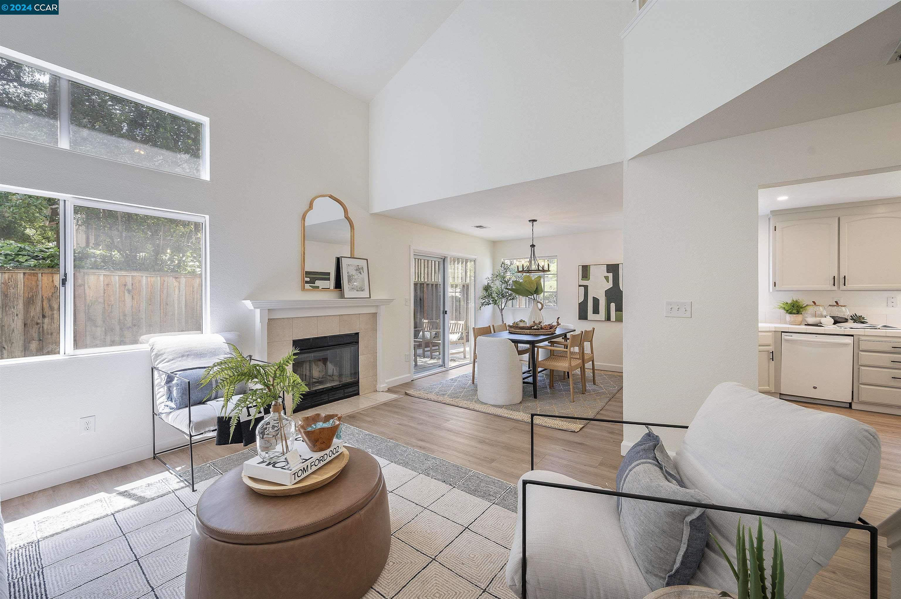 Detail Gallery Image 5 of 59 For 1026 Pinehurst Ct, Concord,  CA 94521 - 3 Beds | 2/1 Baths