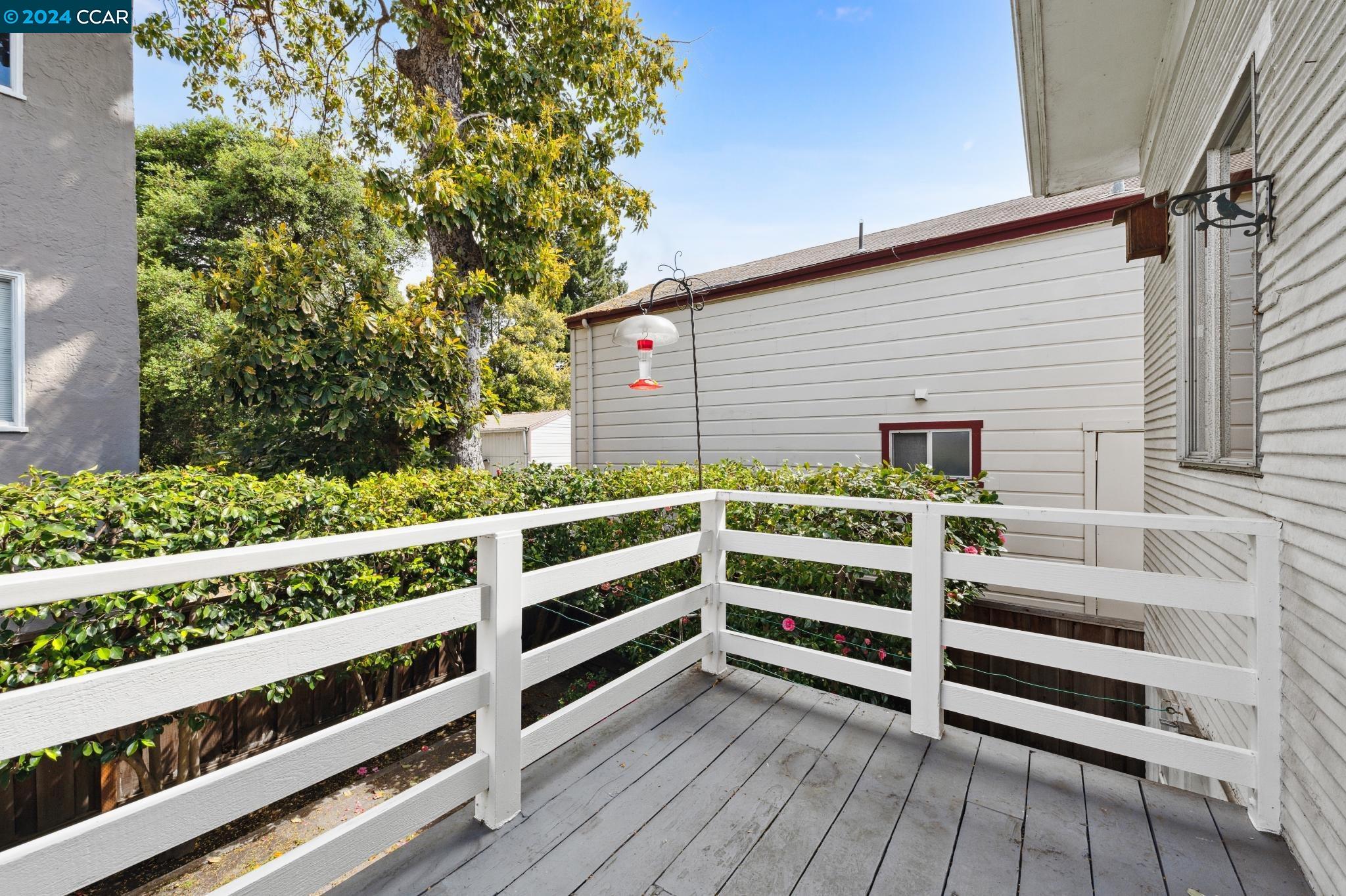 Detail Gallery Image 27 of 51 For 607 Taylor Ave, Alameda,  CA 94501 - 2 Beds | 1 Baths