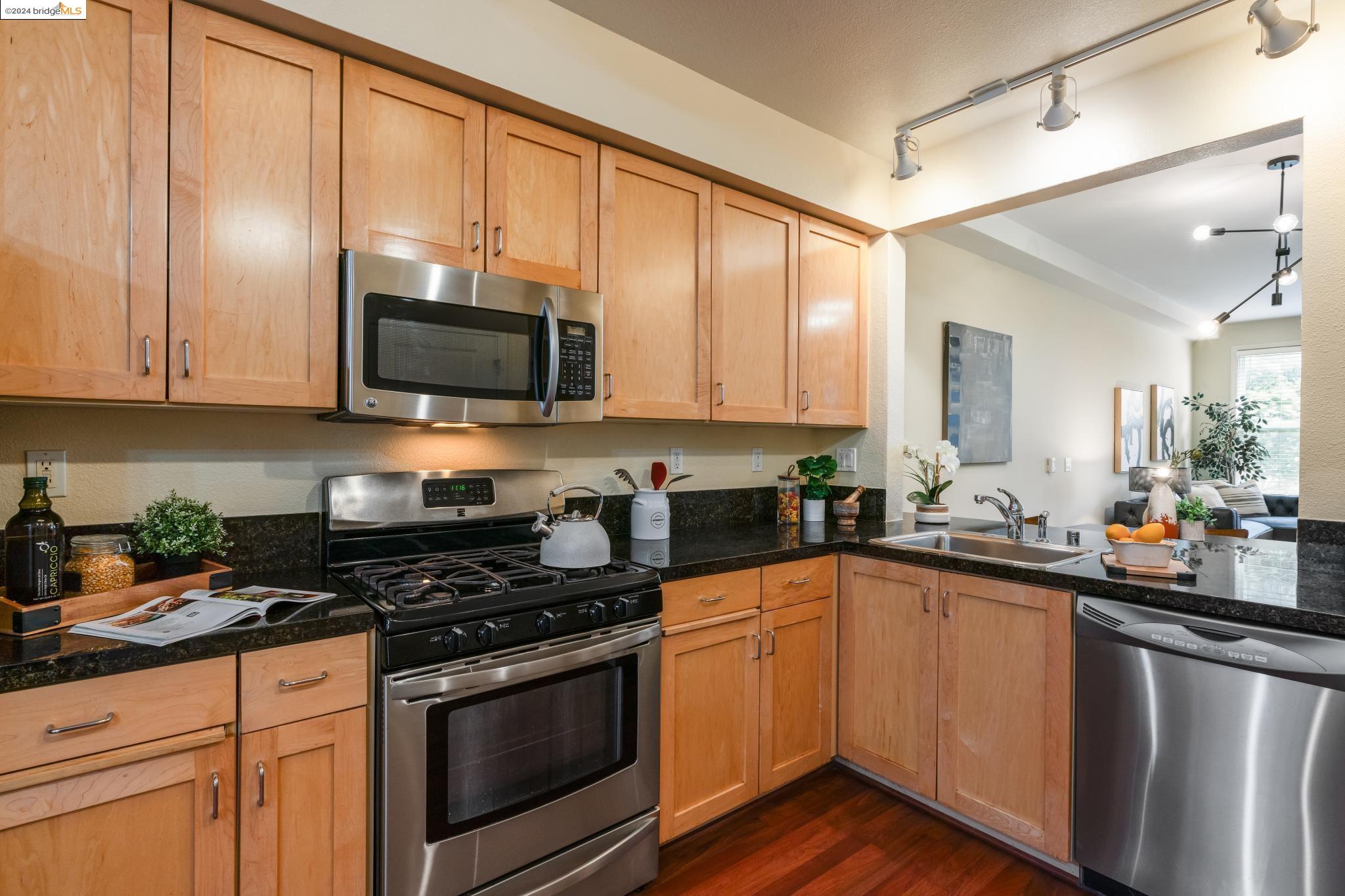 Photo #5: 41057573 Listing 