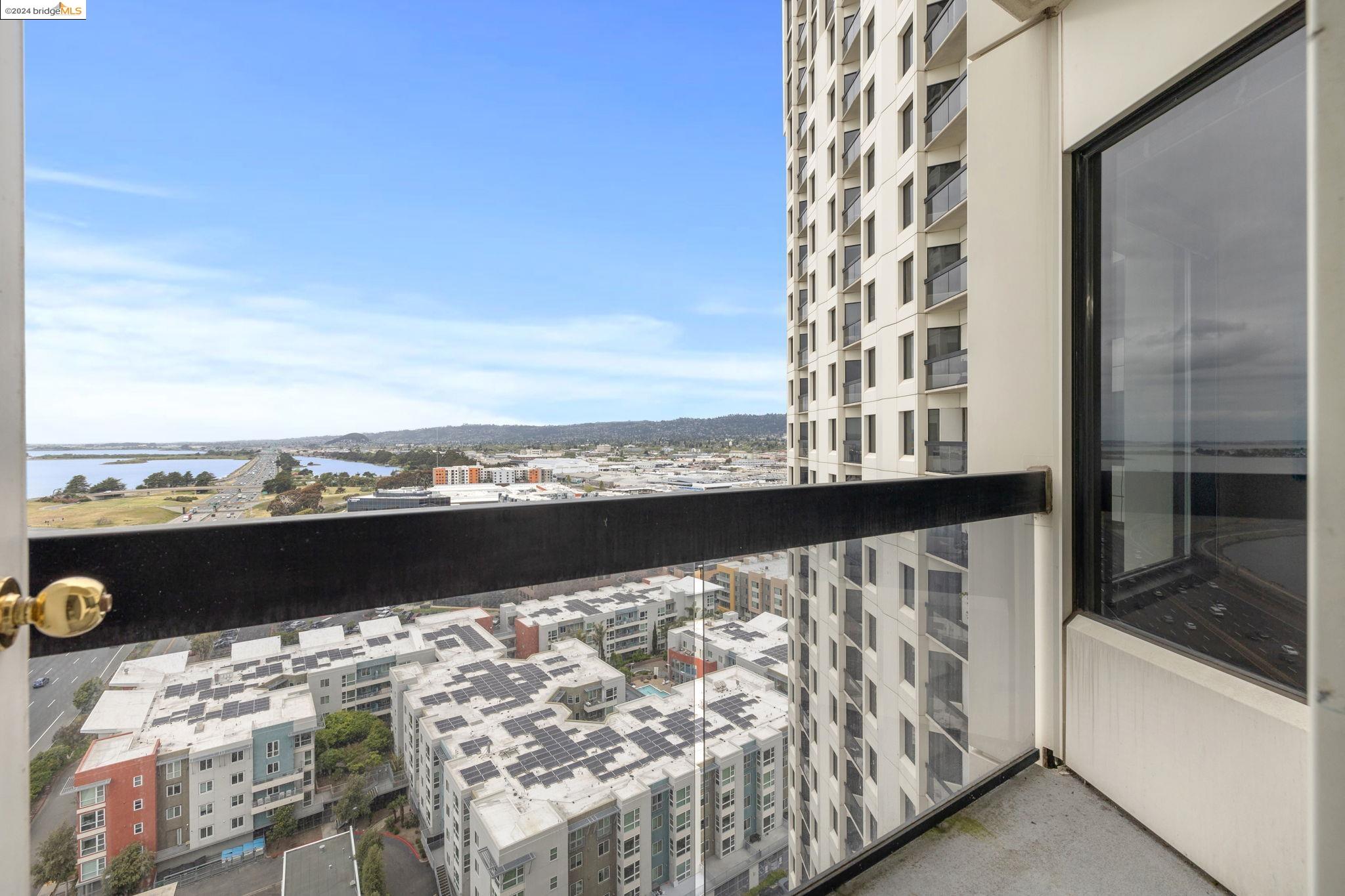Detail Gallery Image 21 of 57 For 6363 Christie Ave #2004,  Emeryville,  CA 94608 - 1 Beds | 1 Baths