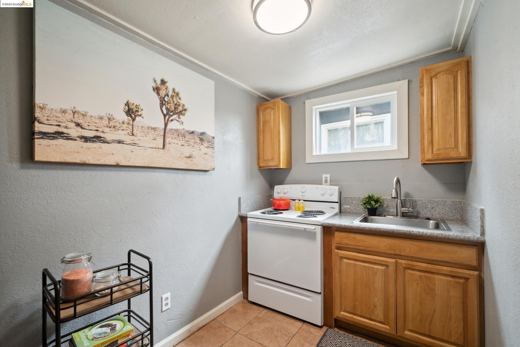 Detail Gallery Image 50 of 56 For 3033 Modesto Avenue, Oakland,  CA 94619 - 3 Beds | 2 Baths