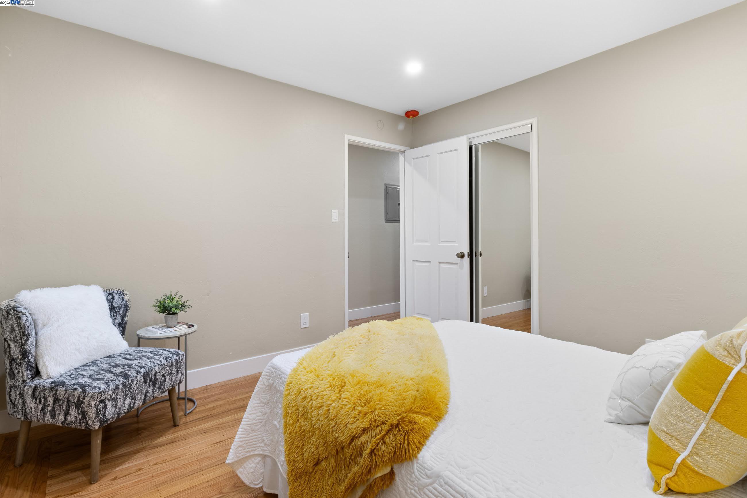 Detail Gallery Image 21 of 34 For 6807 Del Monte Ave, Richmond,  CA 94805-2046 - 2 Beds | 1/1 Baths