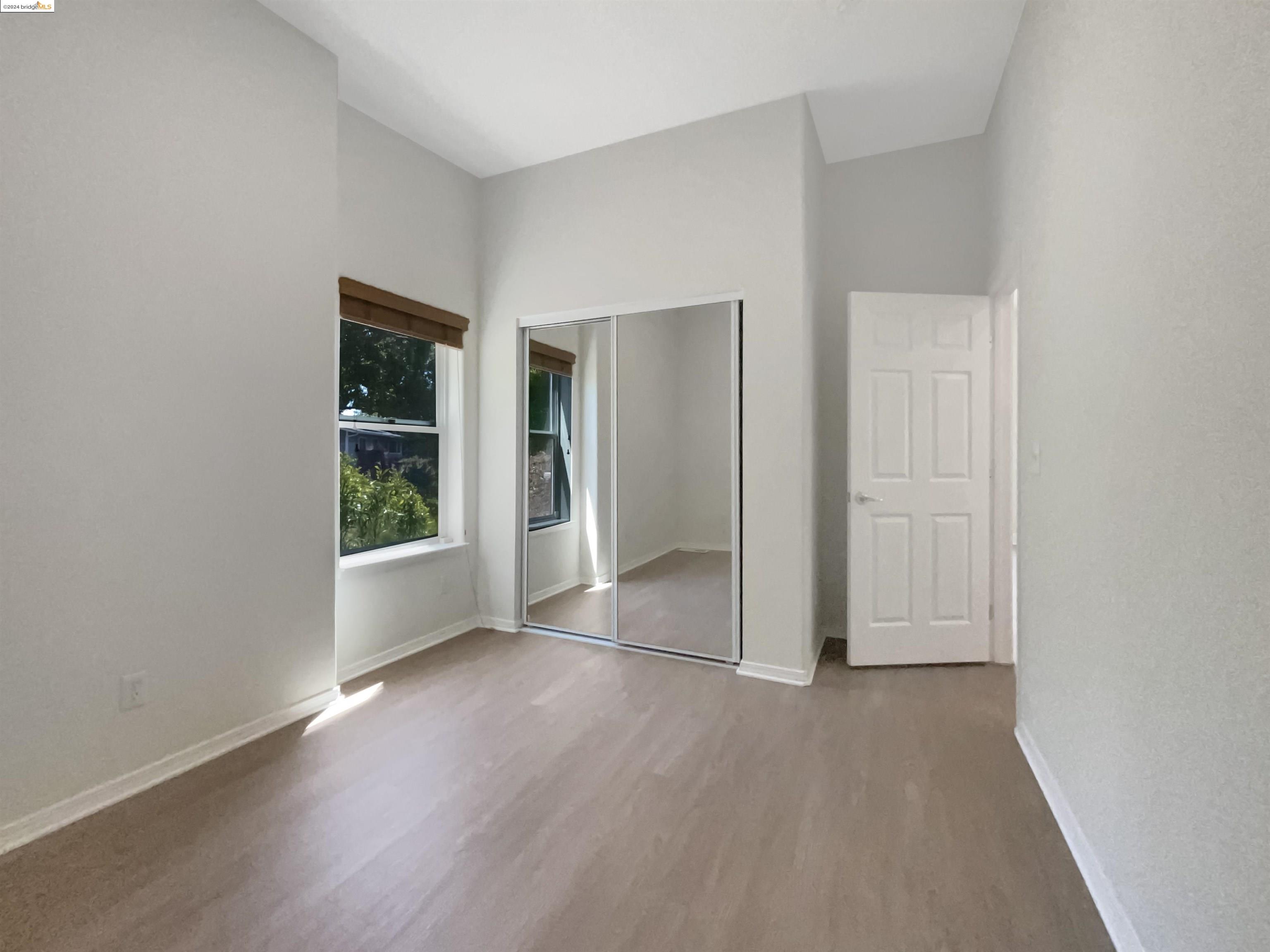 Detail Gallery Image 18 of 59 For 6336 Buena Ventura Ave, Oakland,  CA 94605 - 4 Beds | 2/1 Baths
