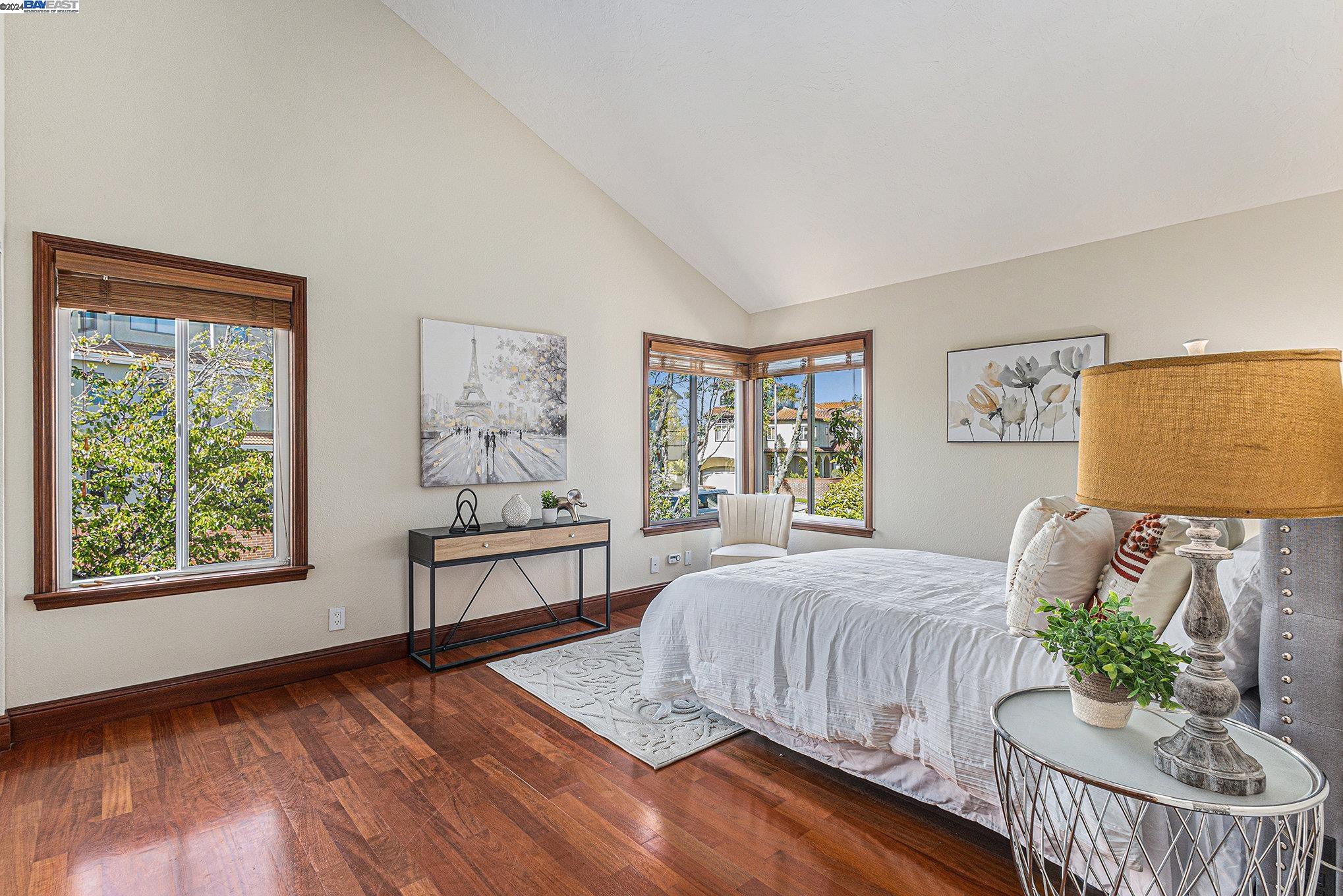 Detail Gallery Image 20 of 44 For 33 Killybegs Rd., Alameda,  CA 94502 - 4 Beds | 2/1 Baths