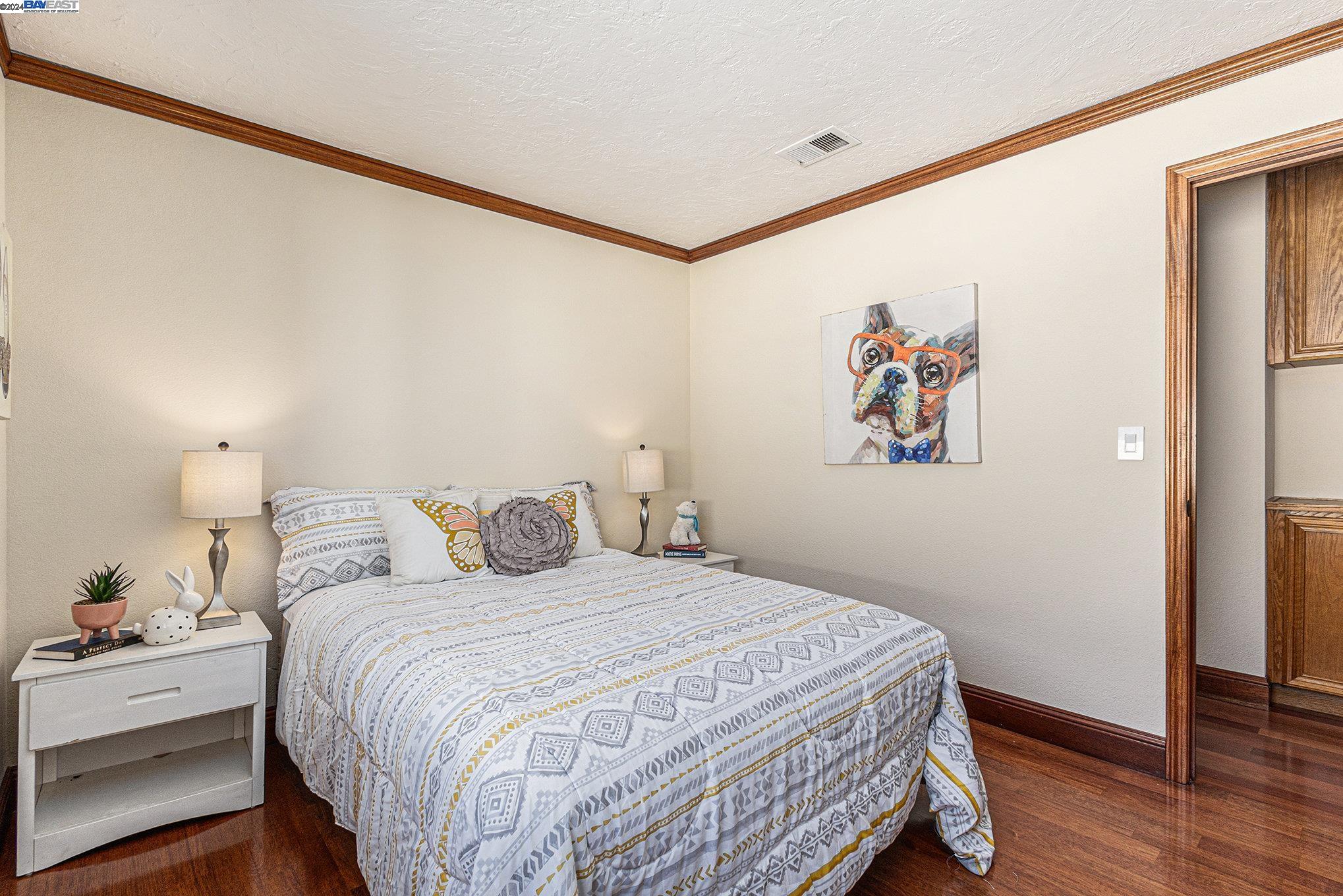 Detail Gallery Image 28 of 44 For 33 Killybegs Rd., Alameda,  CA 94502 - 4 Beds | 2/1 Baths