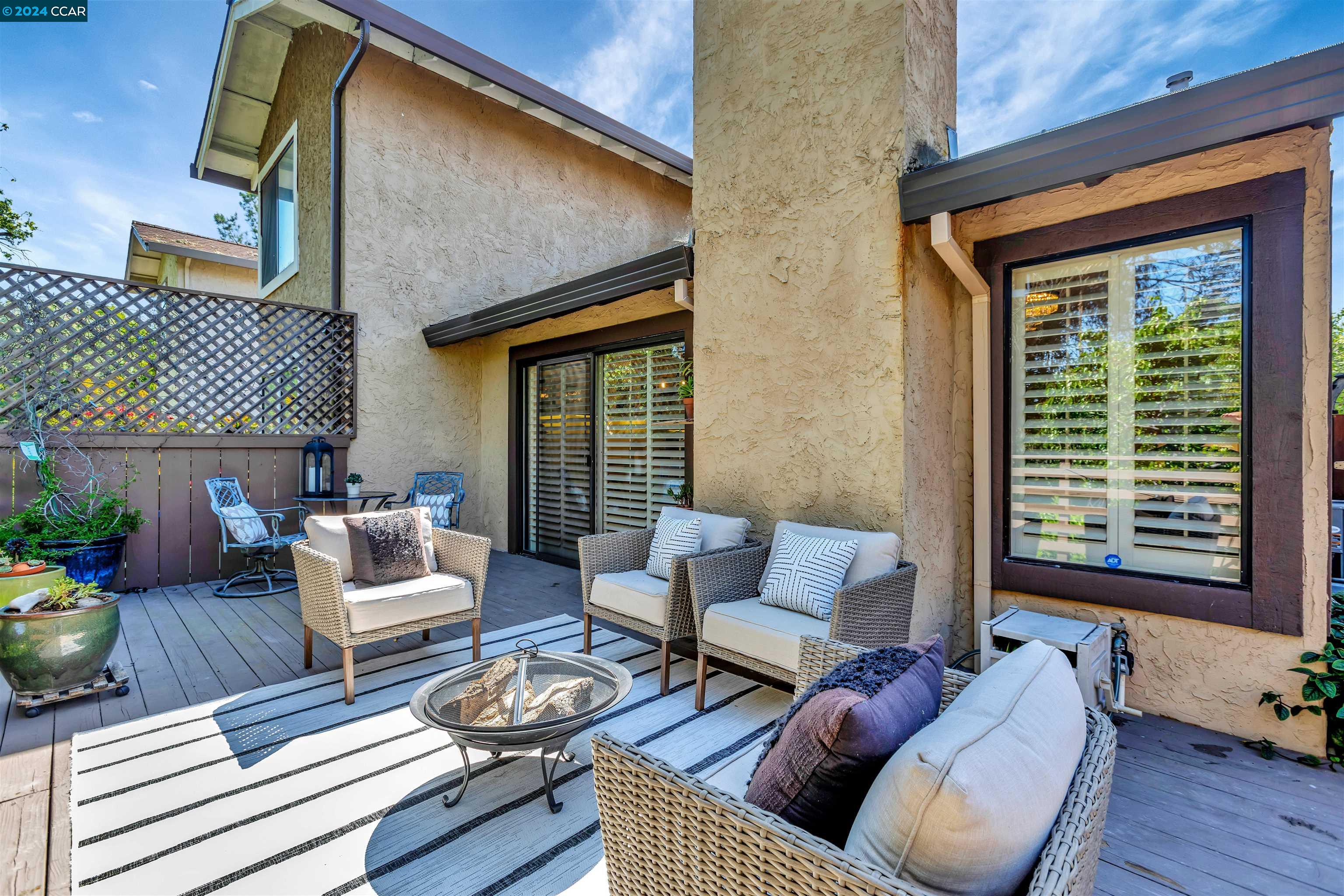 Detail Gallery Image 24 of 29 For 104 Lupine Ln, Pleasant Hill,  CA 94523 - 2 Beds | 2/1 Baths