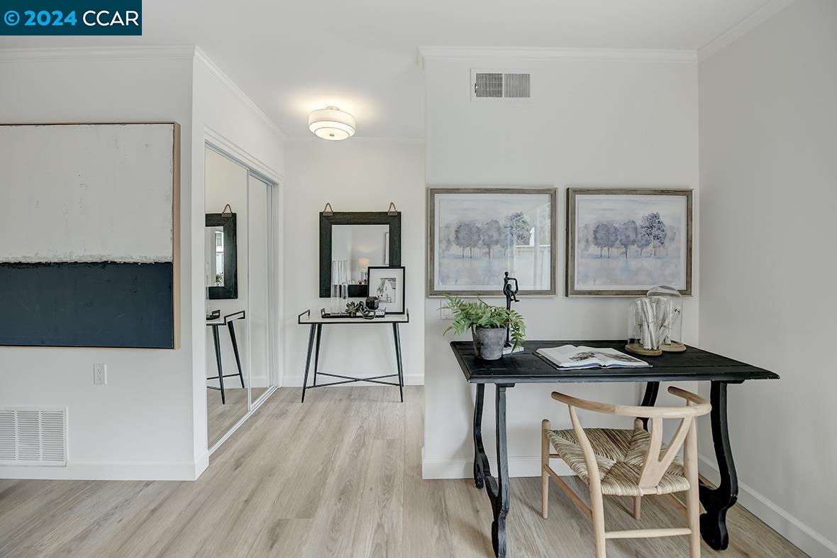 Detail Gallery Image 27 of 44 For 2209 Pine Knoll Dr #2,  Walnut Creek,  CA 94595 - 1 Beds | 1 Baths