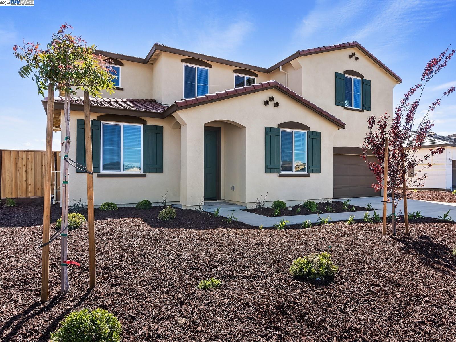 Detail Gallery Image 2 of 37 For 5449 Oneida Way, Antioch,  CA 94509 - 5 Beds | 3/1 Baths