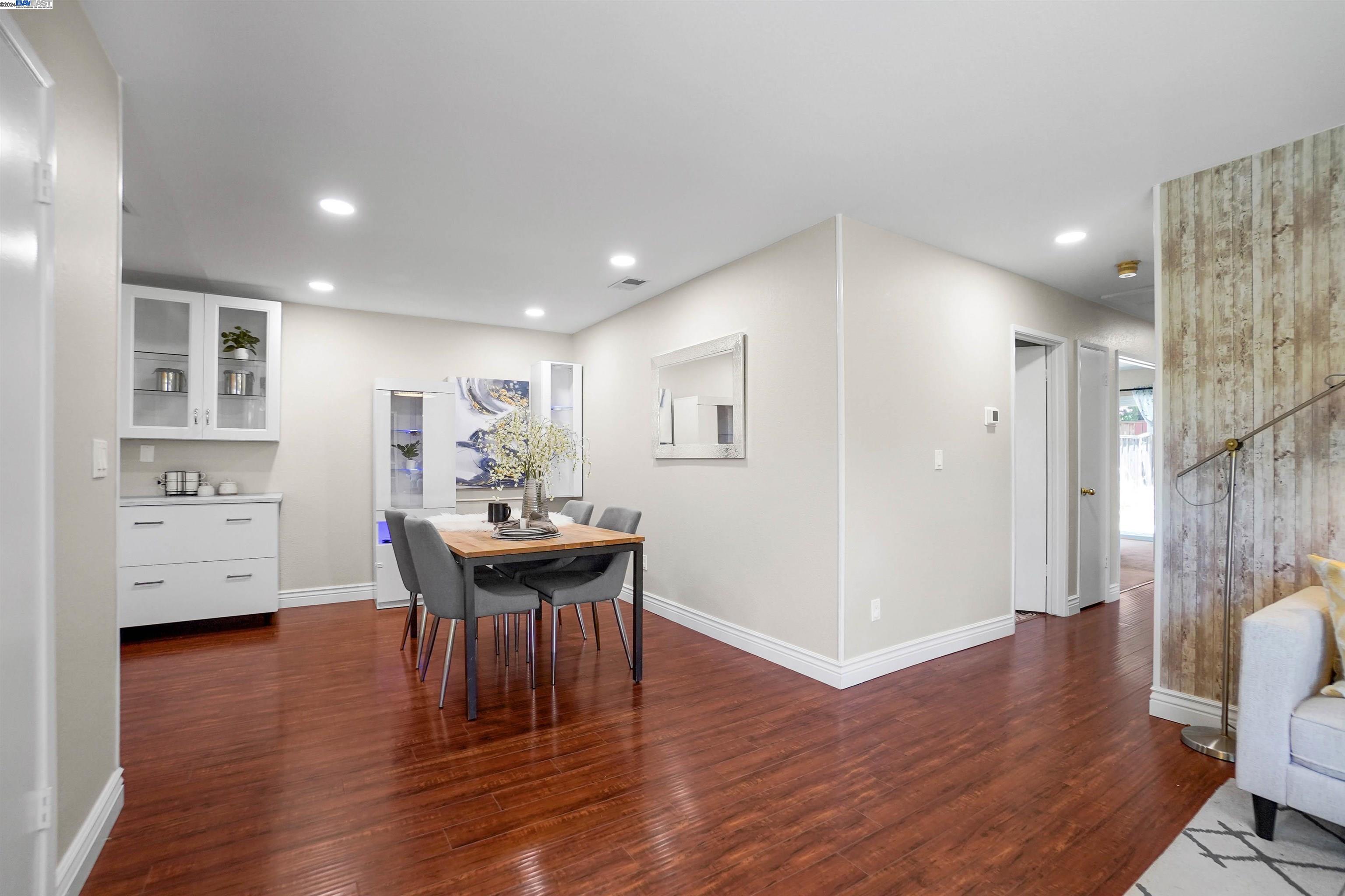 Detail Gallery Image 11 of 46 For 5298 Lenore Ave, Livermore,  CA 94550 - 3 Beds | 2 Baths