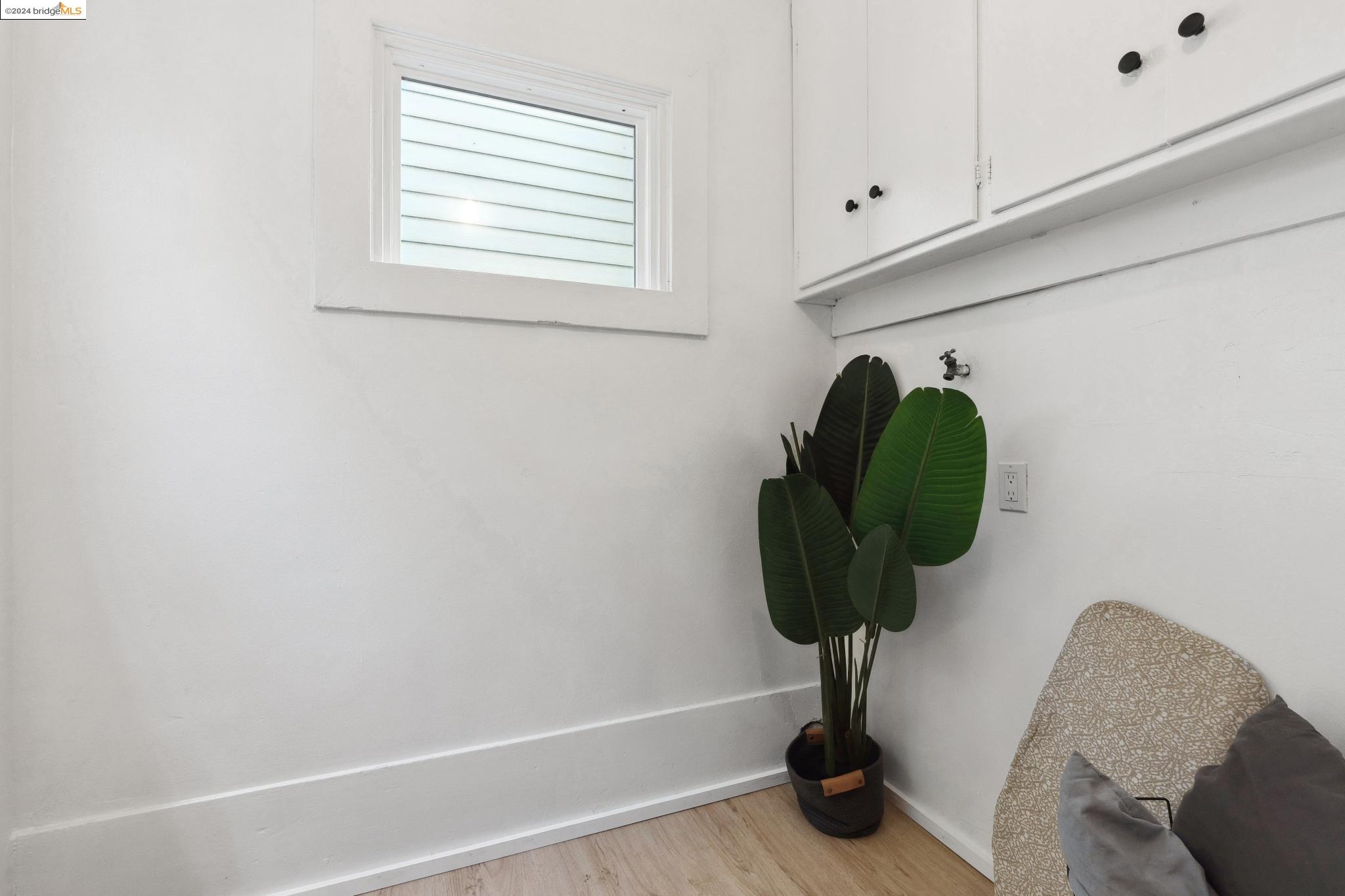 Detail Gallery Image 27 of 34 For 469 Jean Street a,  Oakland,  CA 94610 - 3 Beds | 2 Baths