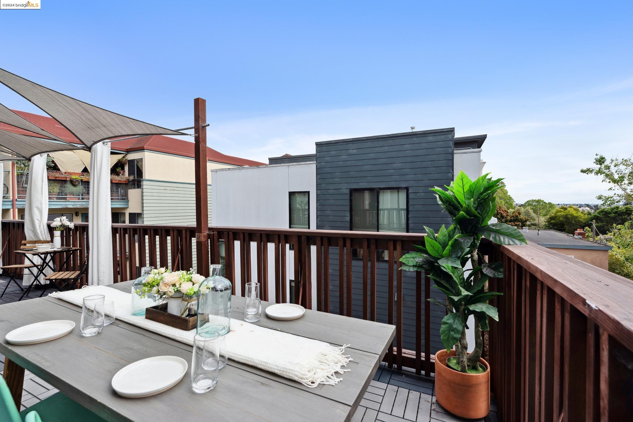 Detail Gallery Image 31 of 34 For 469 Jean Street a,  Oakland,  CA 94610 - 3 Beds | 2 Baths
