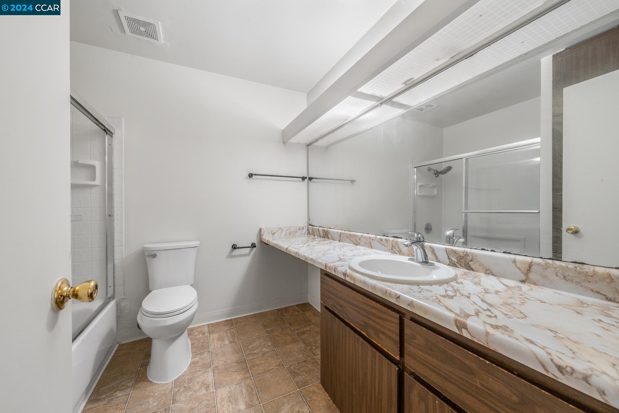 Detail Gallery Image 12 of 28 For 975 Murrieta Blvd #38,  Livermore,  CA 94550 - 2 Beds | 1/1 Baths