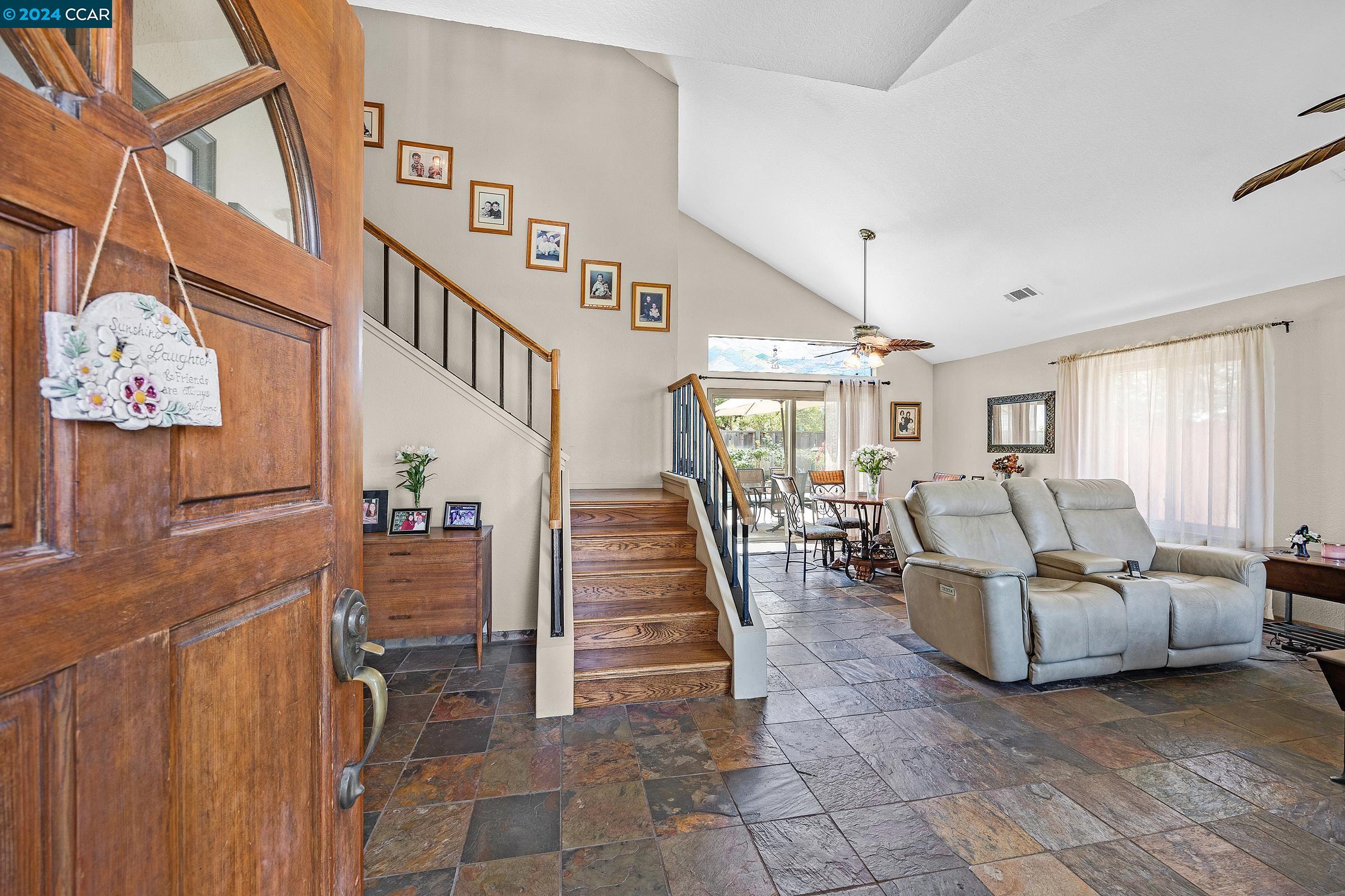 Detail Gallery Image 3 of 27 For 2060 Bowsprit Ct, Discovery Bay,  CA 94505-9111 - 4 Beds | 2/1 Baths