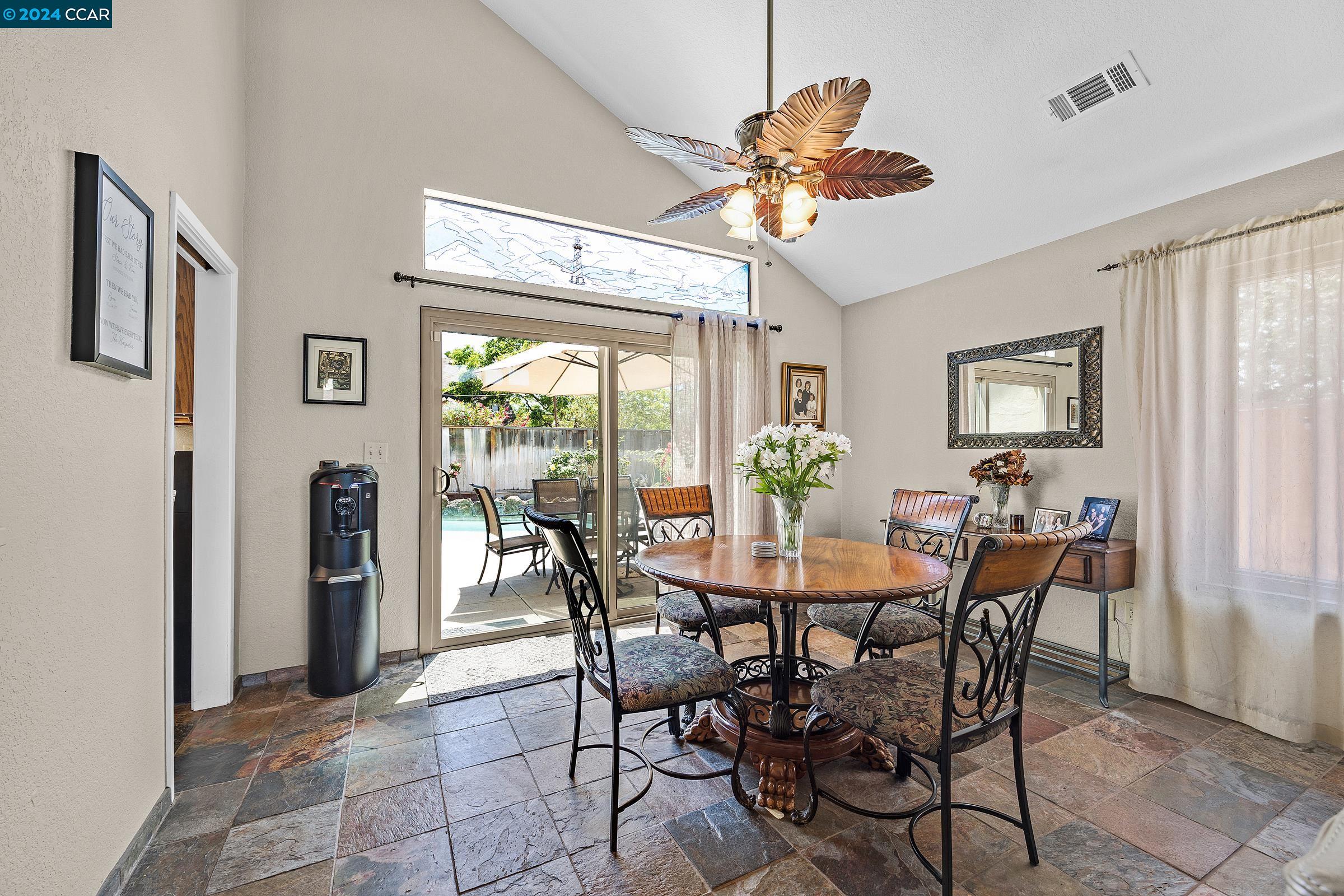 Detail Gallery Image 5 of 27 For 2060 Bowsprit Ct, Discovery Bay,  CA 94505-9111 - 4 Beds | 2/1 Baths